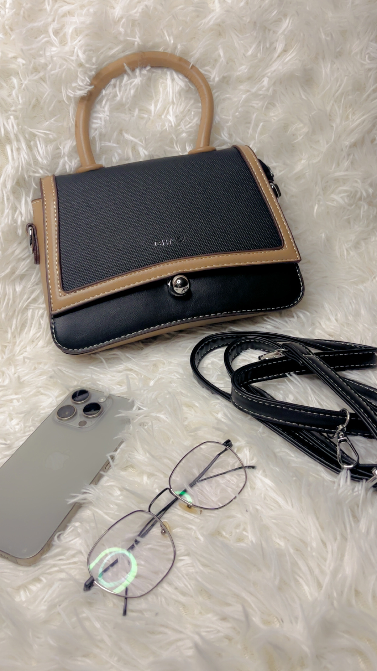 HANDBAG - 995