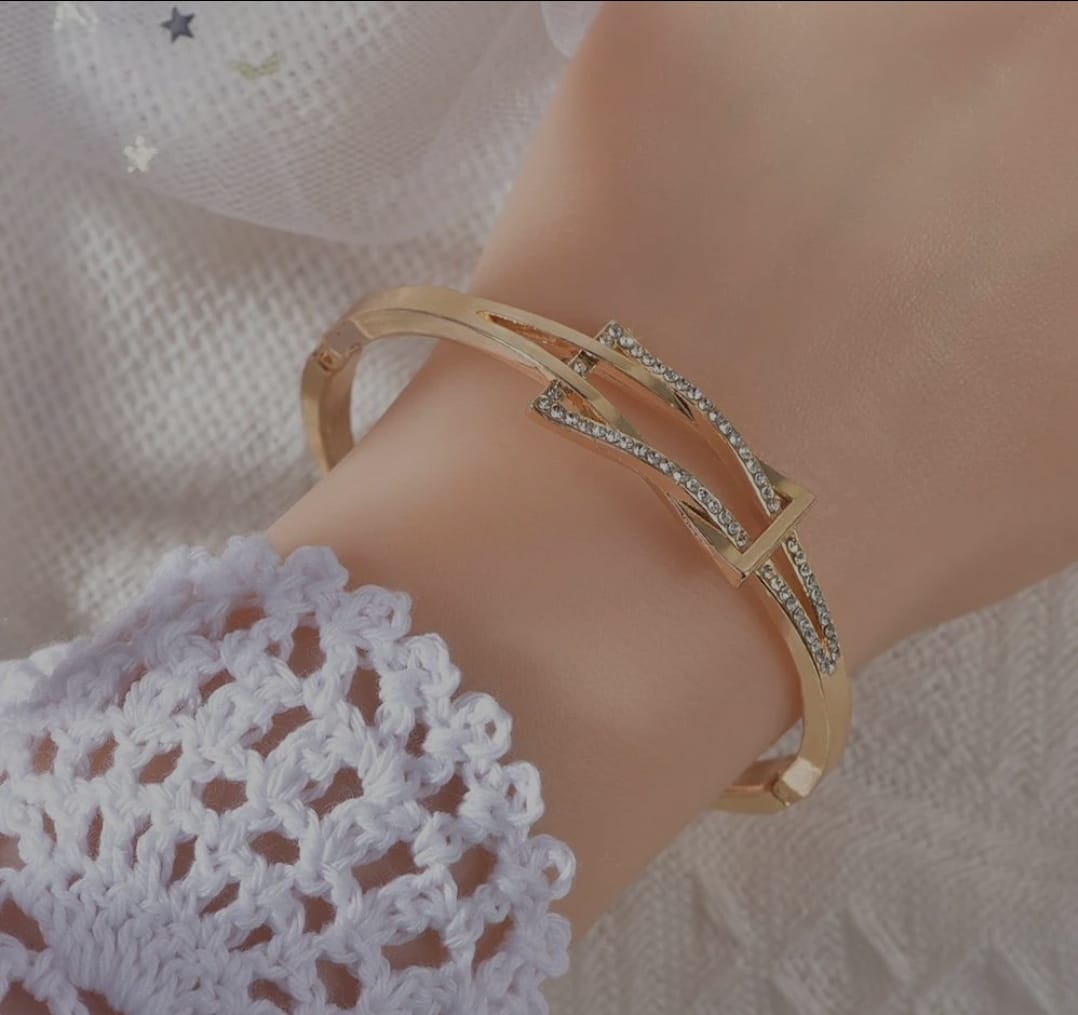 Double Triangle Bracelet