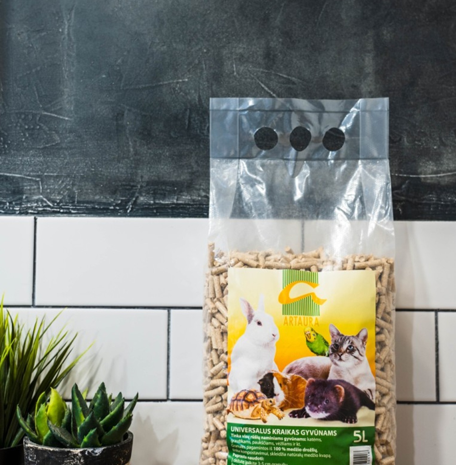 UNIVERSALUS MEDŽIO DROŽLIŲ GRANULIUOTAS KRAIKAS