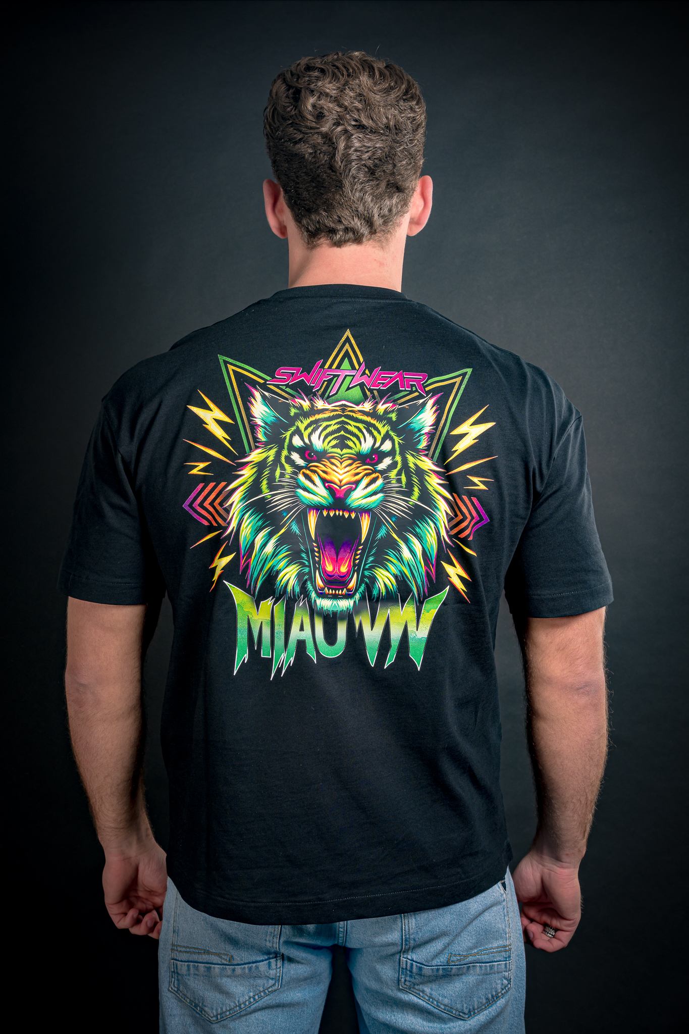 Oversized Tiger T-Shirt    Swiftwear Men