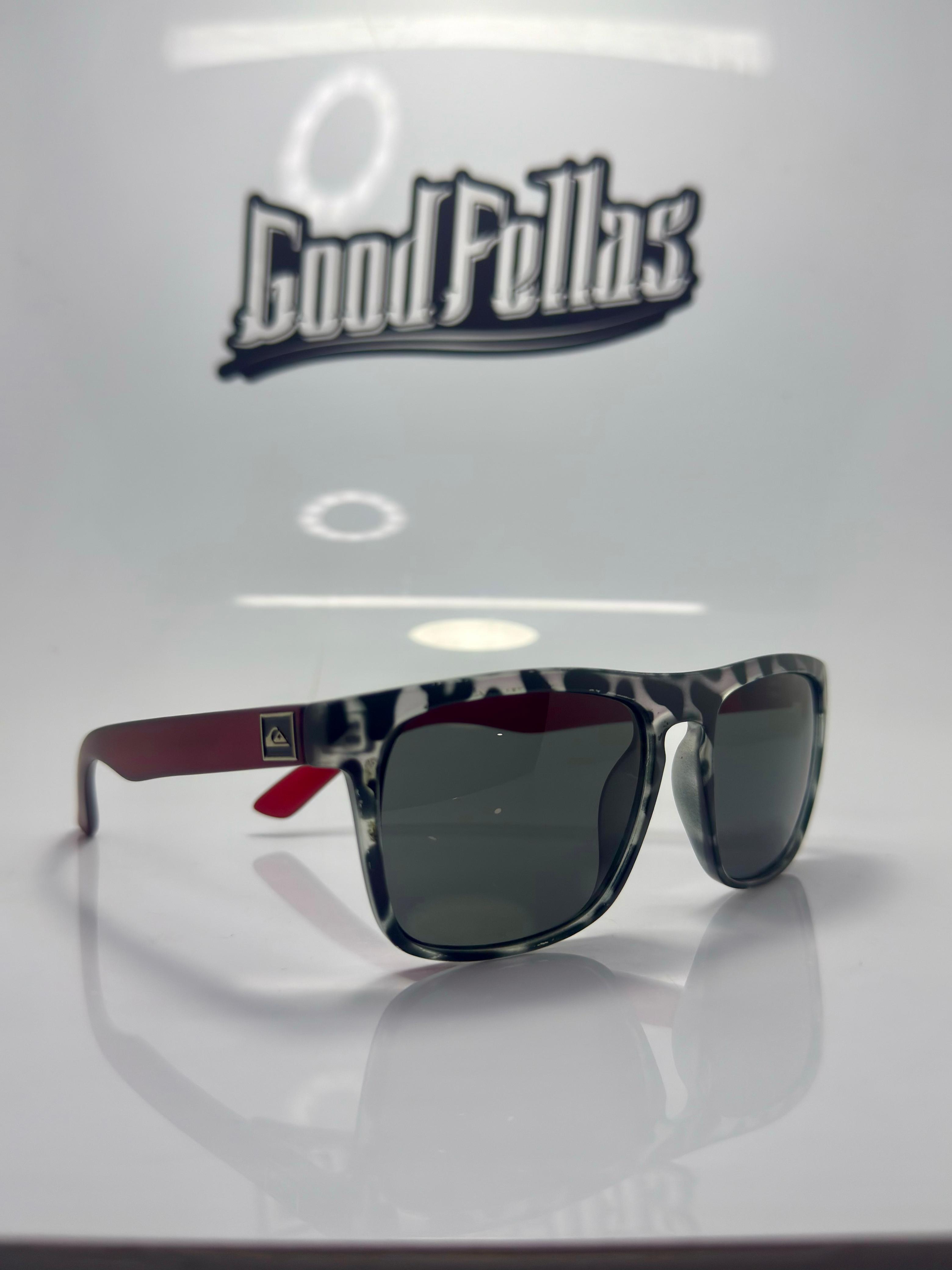 Quiksilver Red Cebra