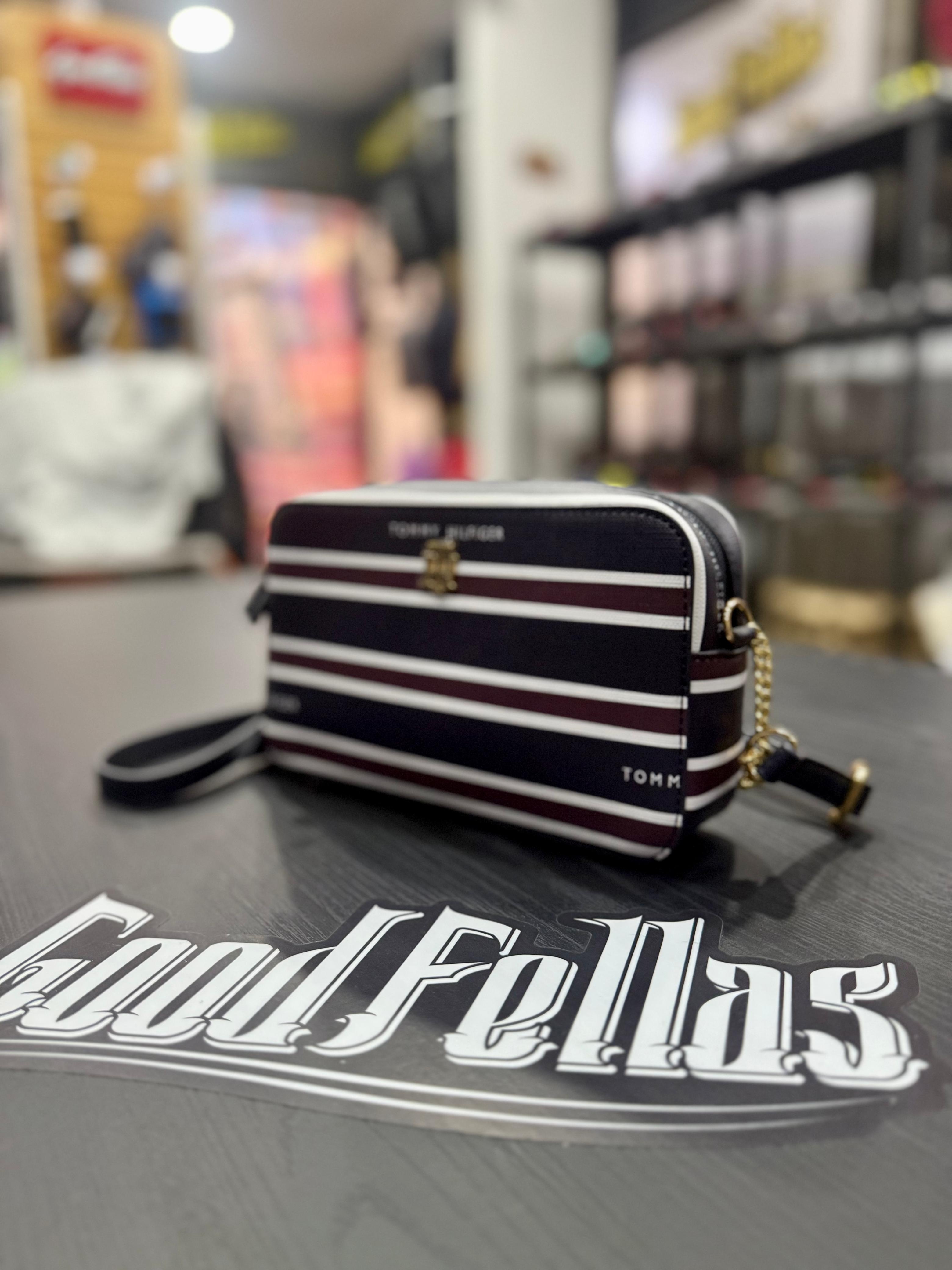 Bolso T. Hilfiger CrossBody lines