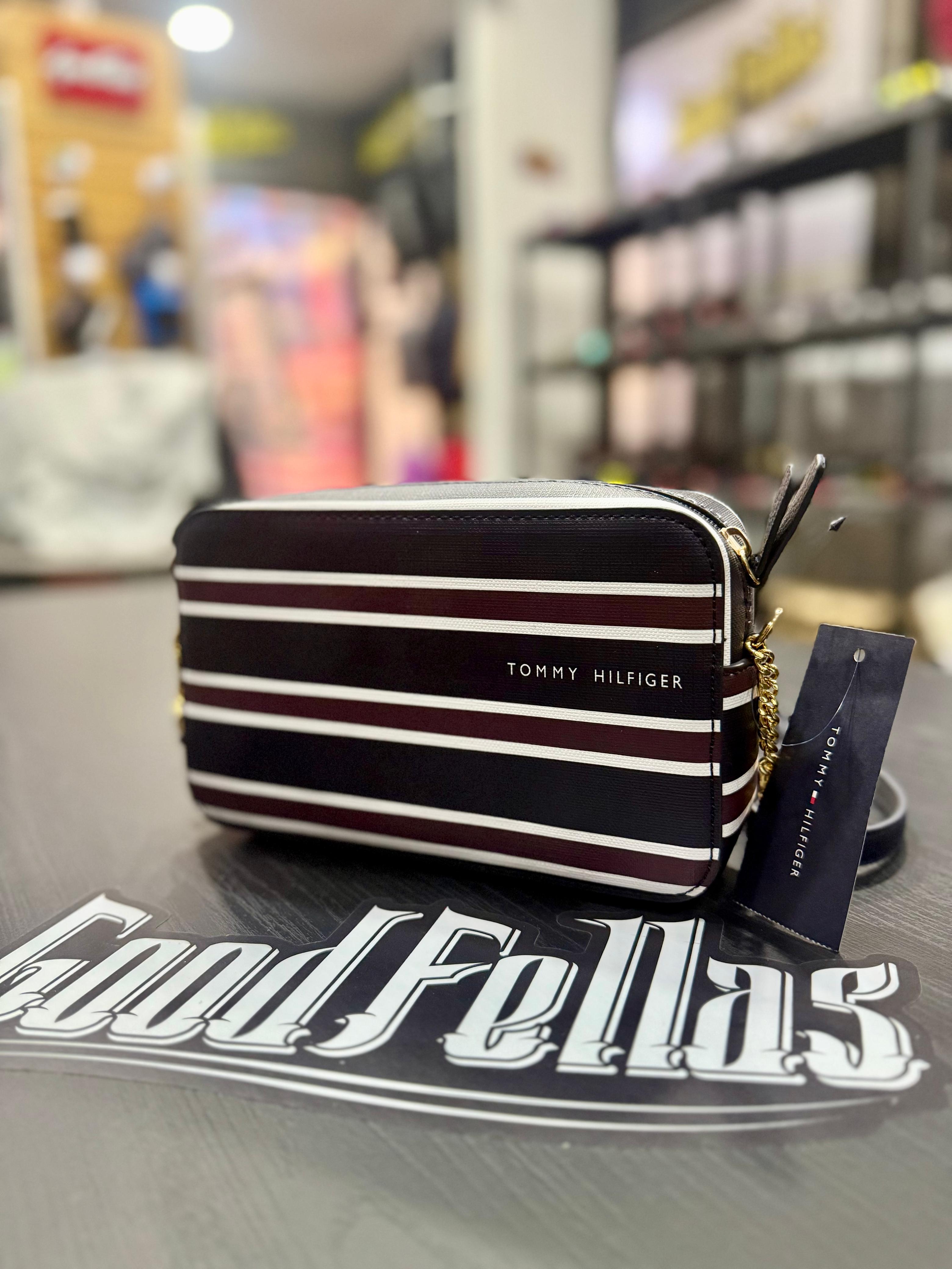 Bolso T. Hilfiger CrossBody lines