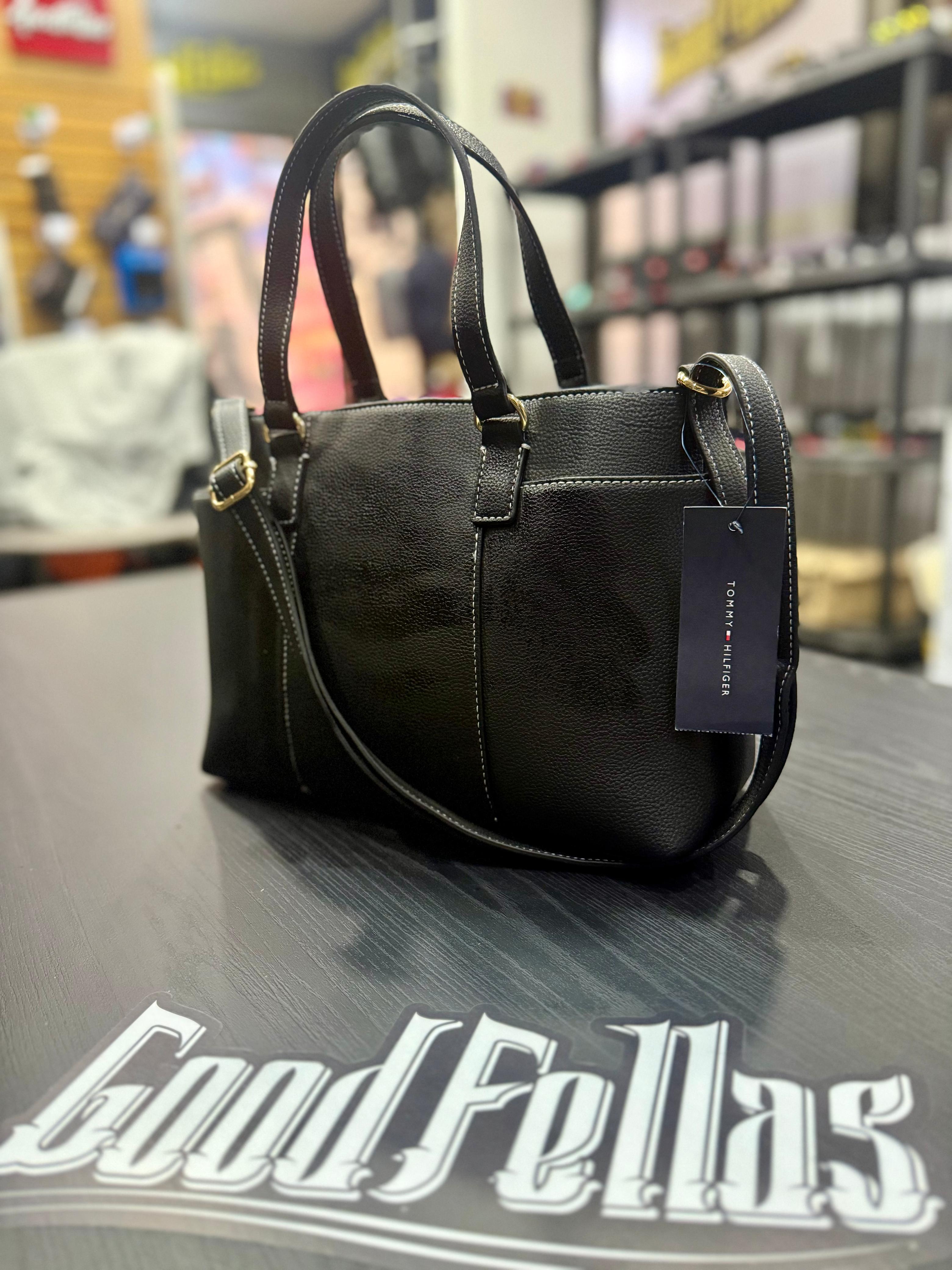 Bolso T. Hilfiger E-Black