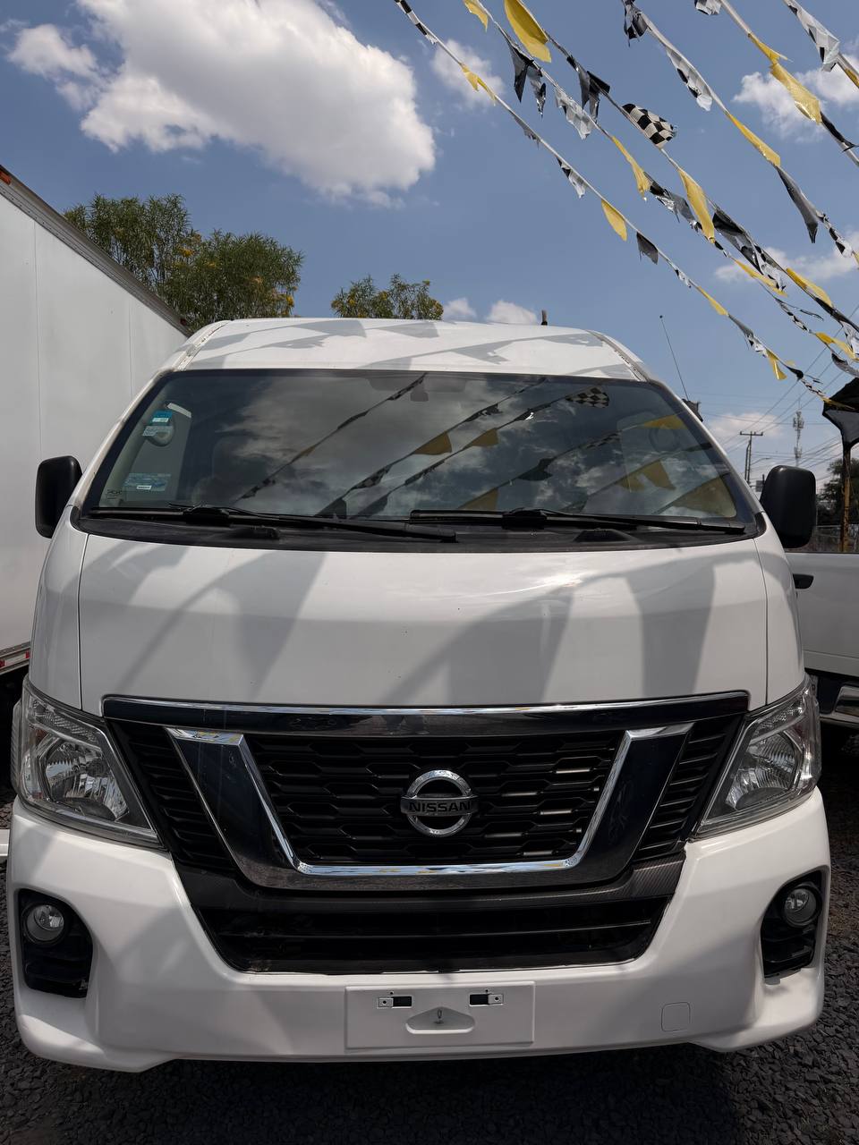 Nissan Urvan 15 Pasajeros 