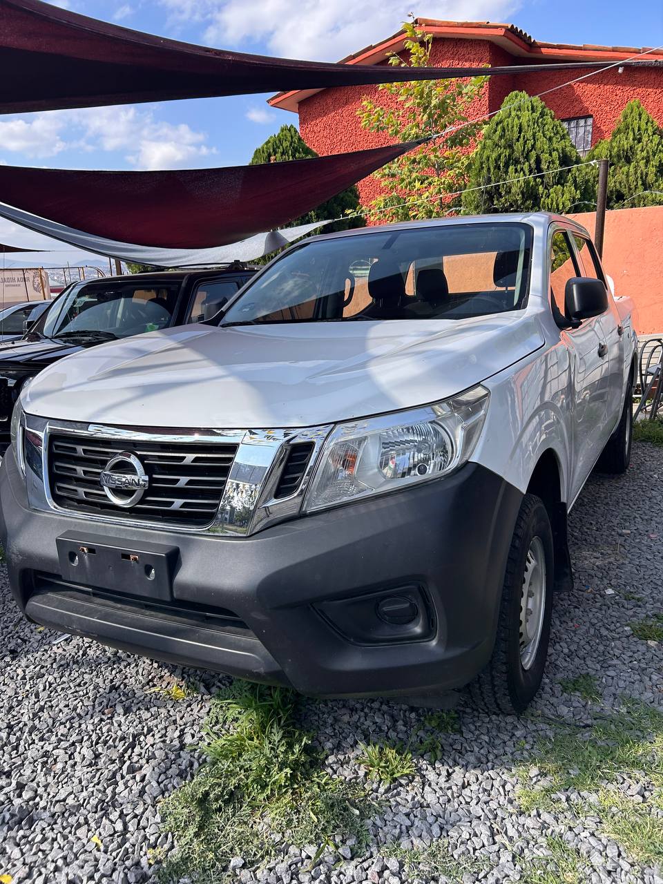 Nissan NP300 Doble Cabina
