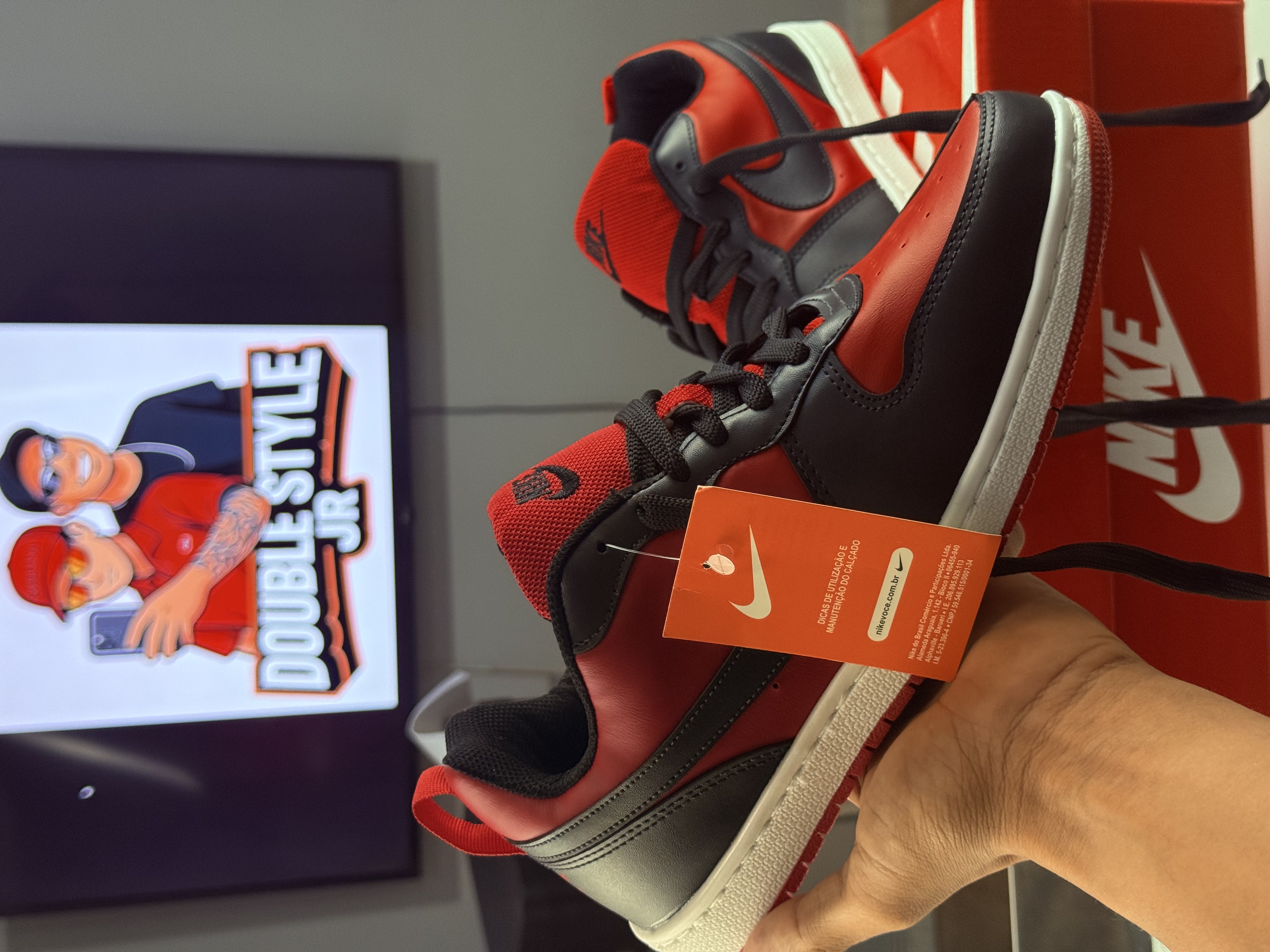 Nike Dunk Low Preto e Vermelho