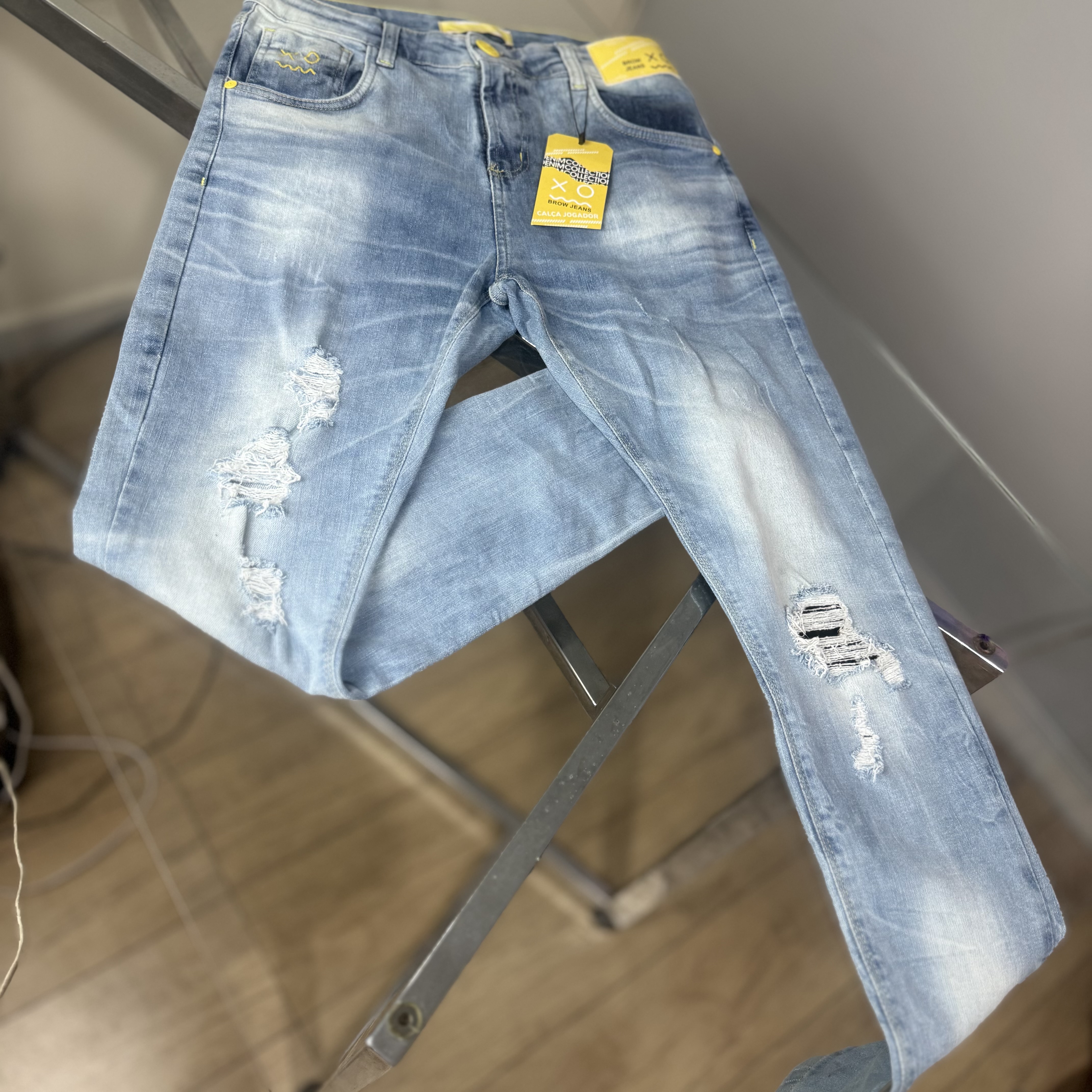 Calça Jeans Brow Jeans Destroyed Azul Claro