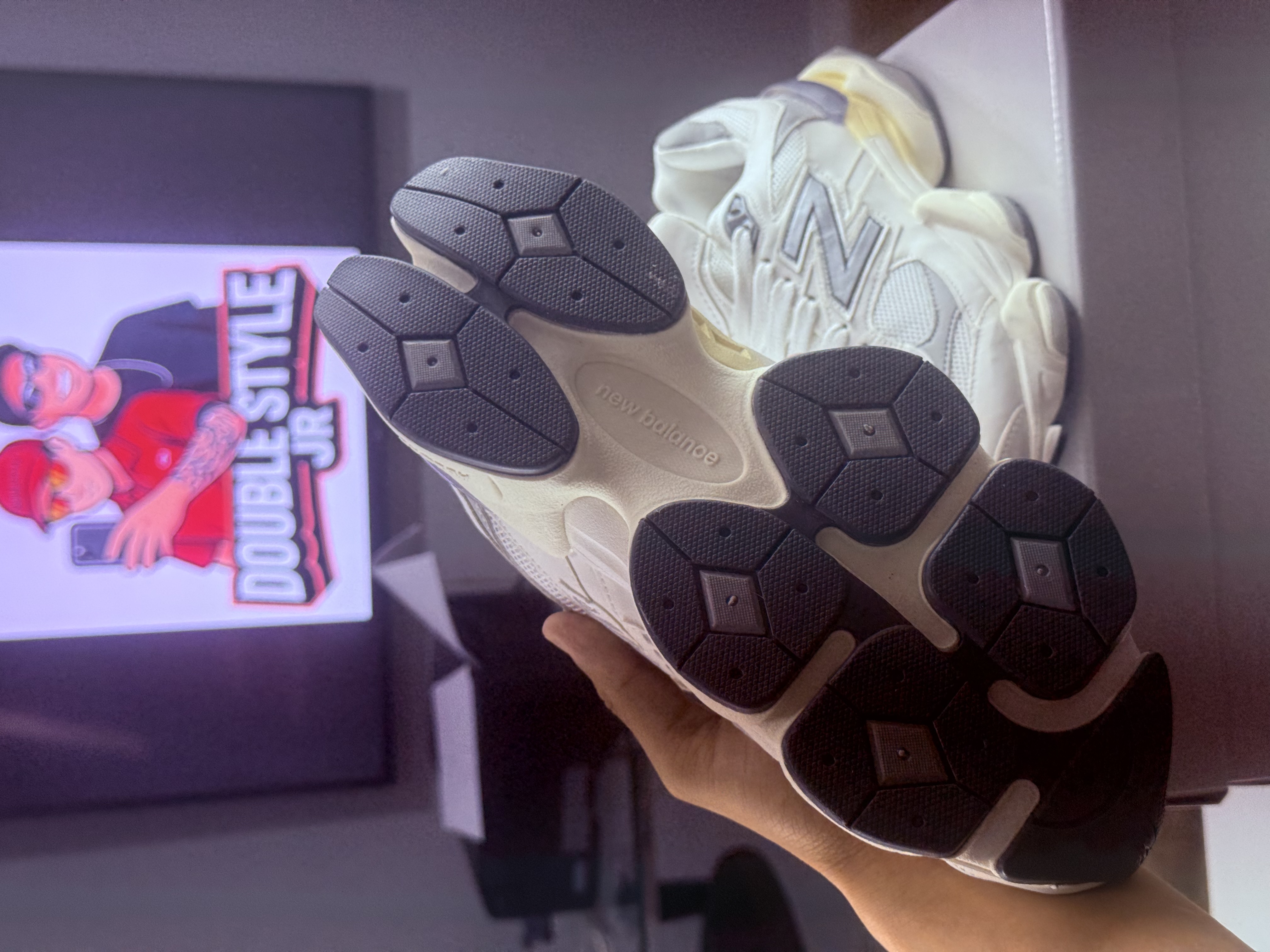 🔥 New Balance 9060 – o auge do estilo e conforto urbano 🔥