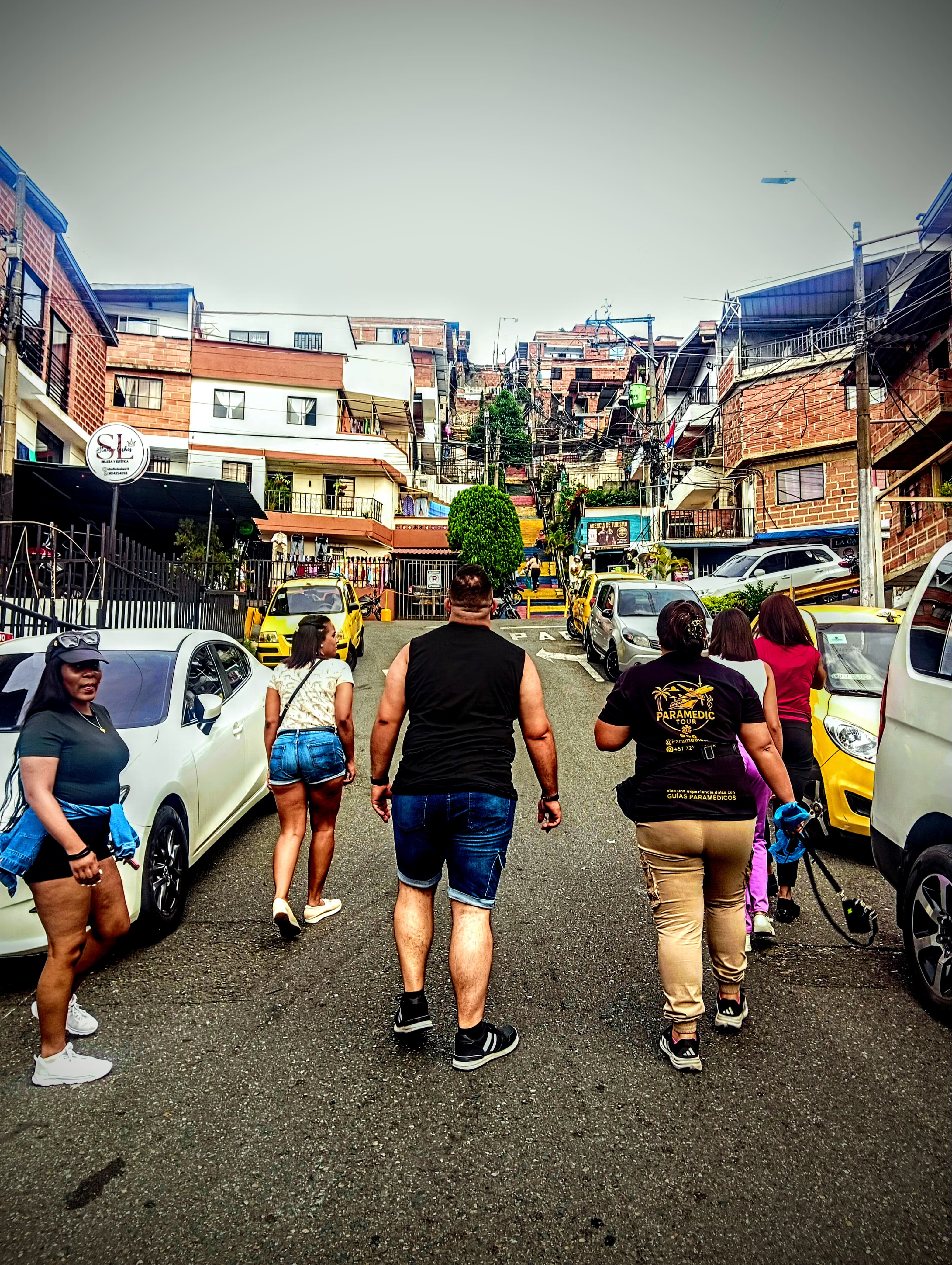 TOUR COMUNA 13