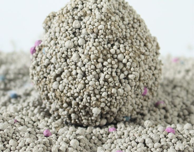 Arena aglomerante para gatos