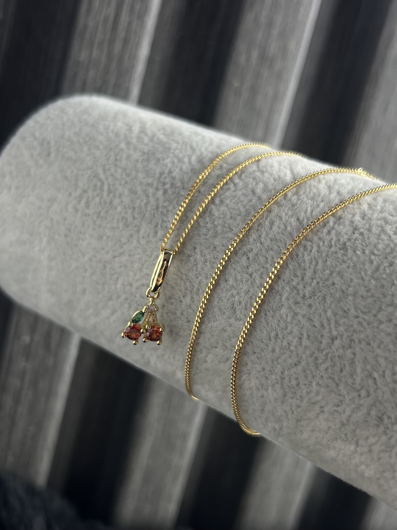 CADENA CUBANITA CHERRY