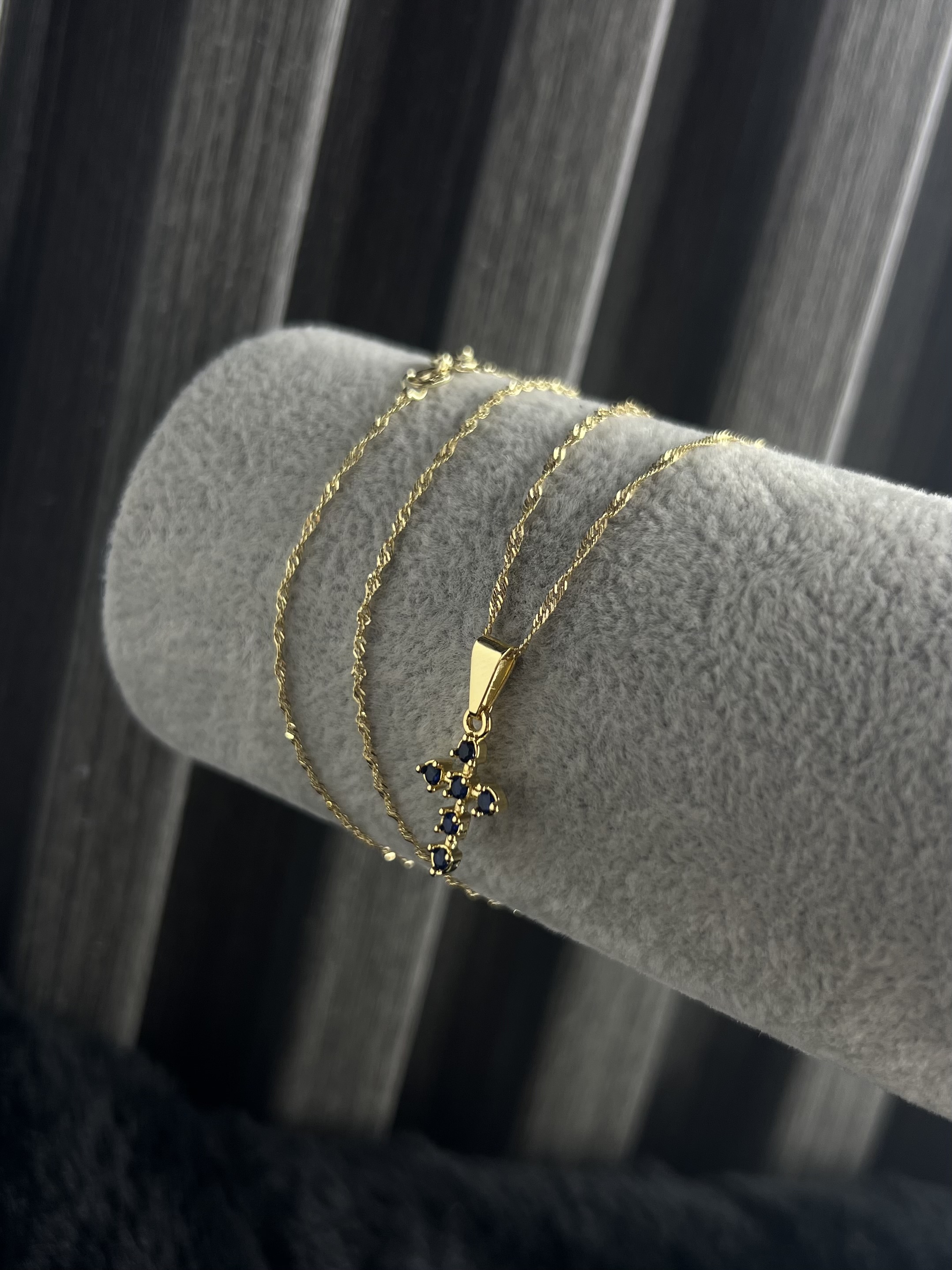 CADENA SINGAPUR CRUZ CIRCONES AZUL