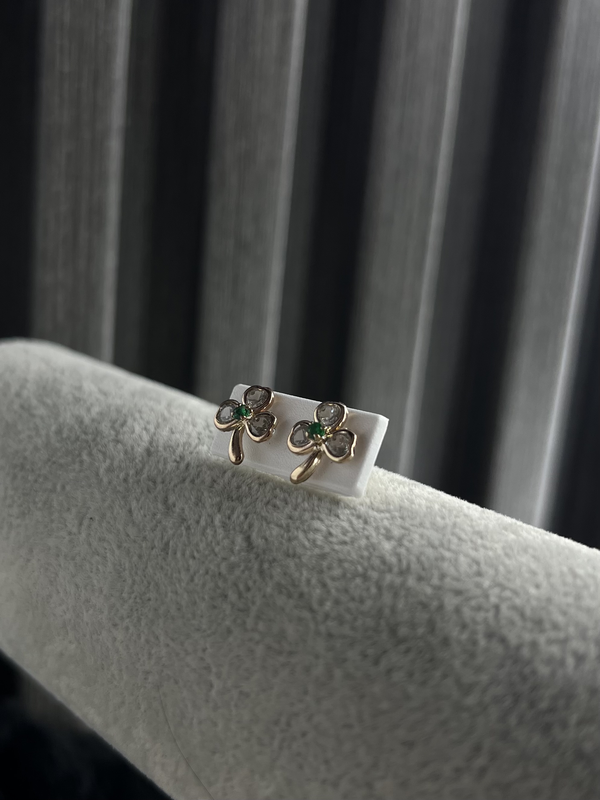 TOPOS TREBOL CRISTAL