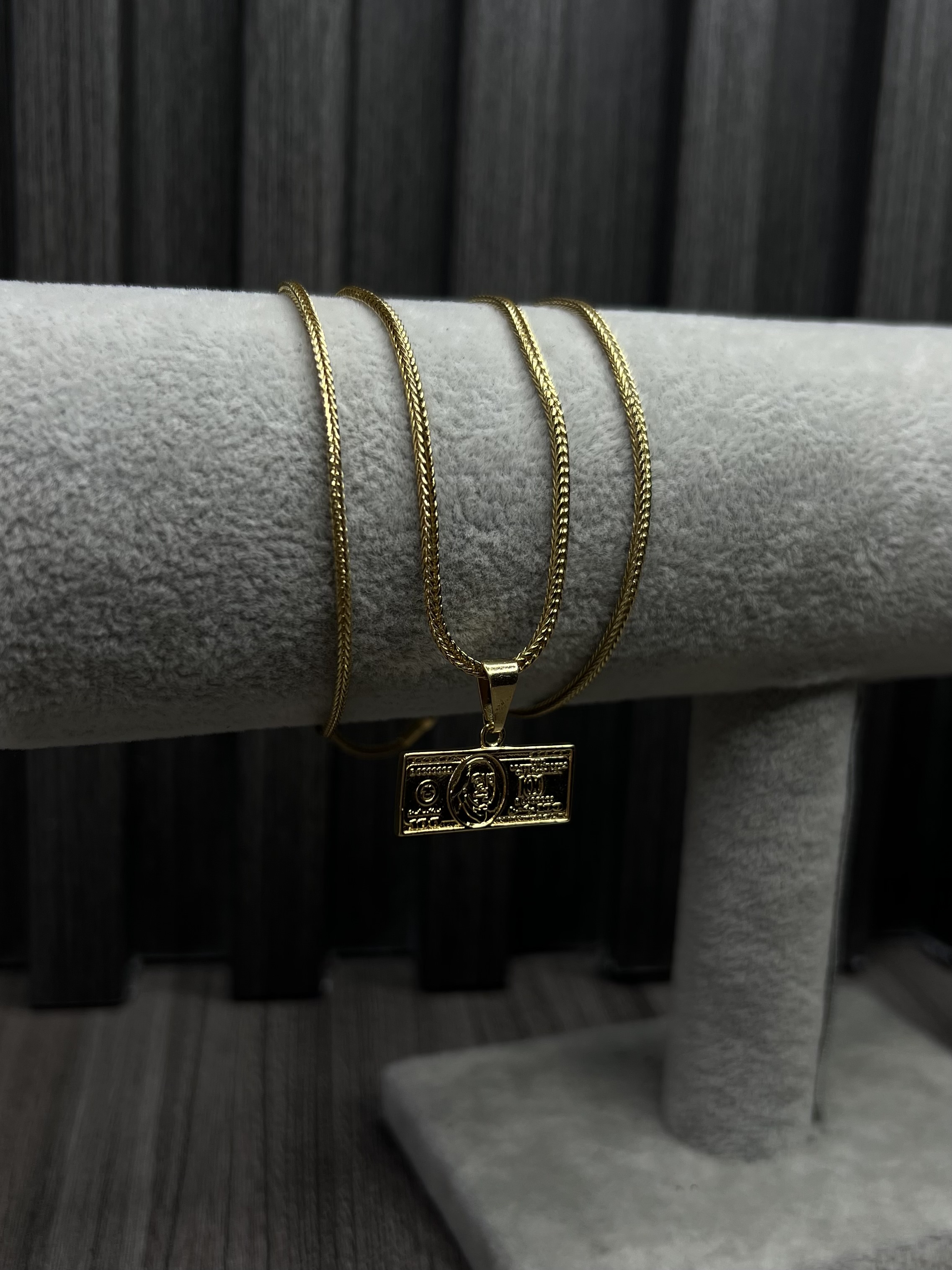 CADENA FRANCO CUADRADA DOLLAR