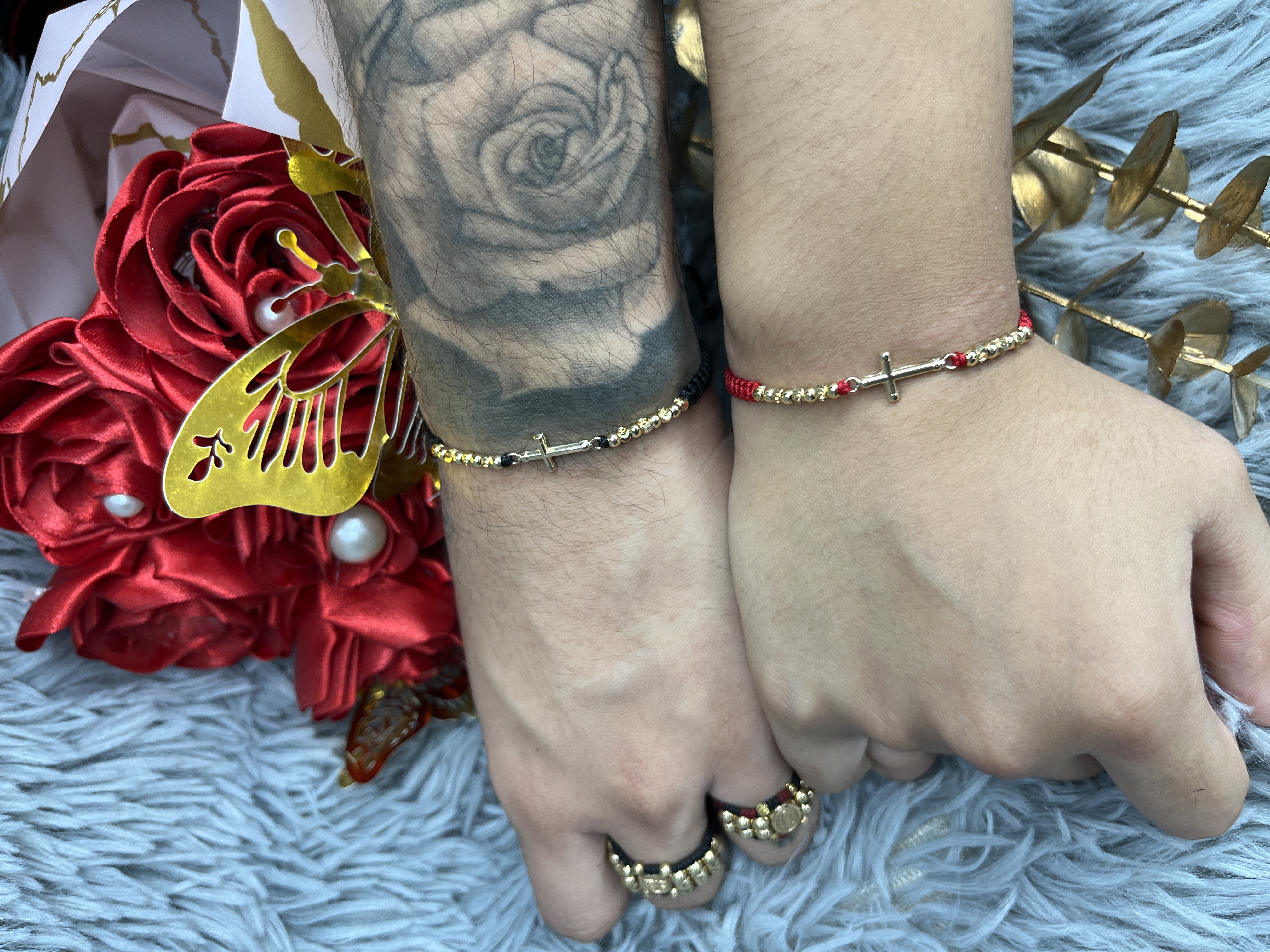 CONJUNTO PULSERAS CRUZ TUBULAR INTERCALADA ITALY LISO 