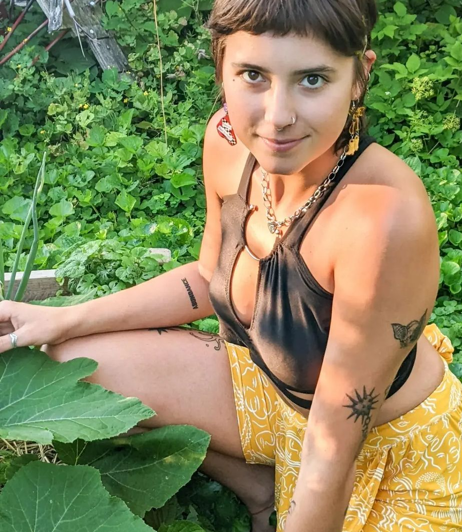 Face Print Skirt in Front Shorts in Back