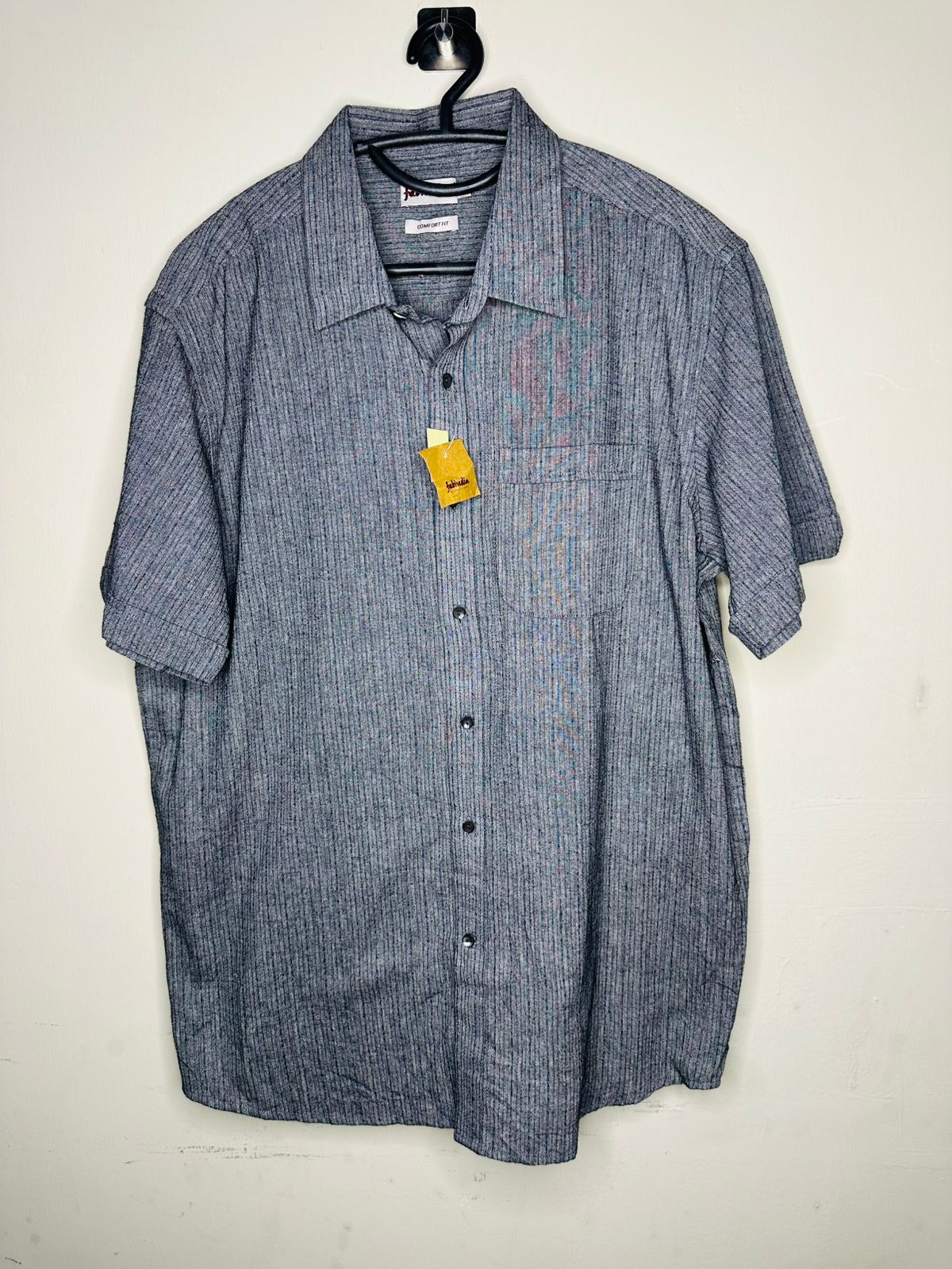 Men's Short Sleeve Button-Up Shirt