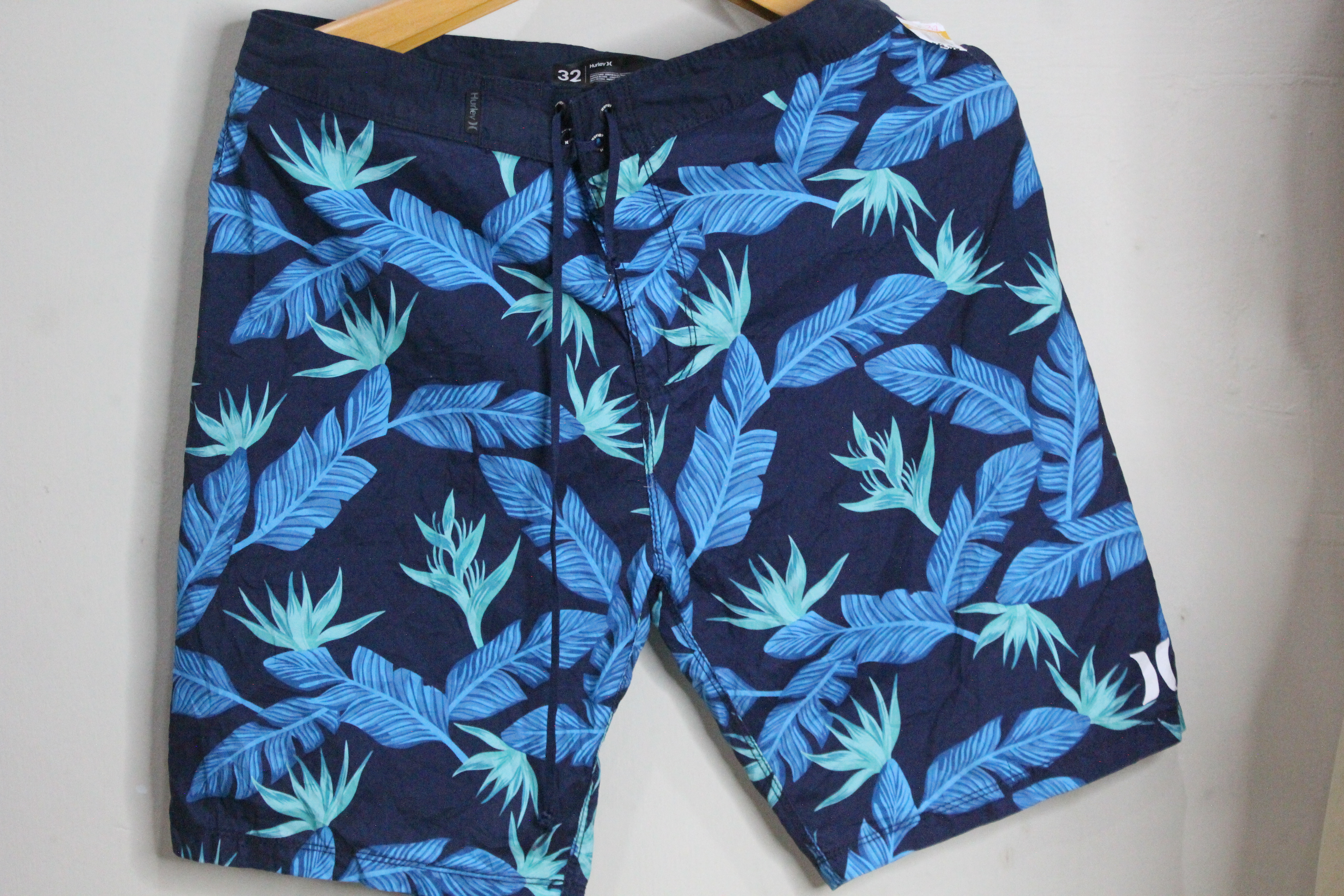 Men's Tropical Print Board Shorts