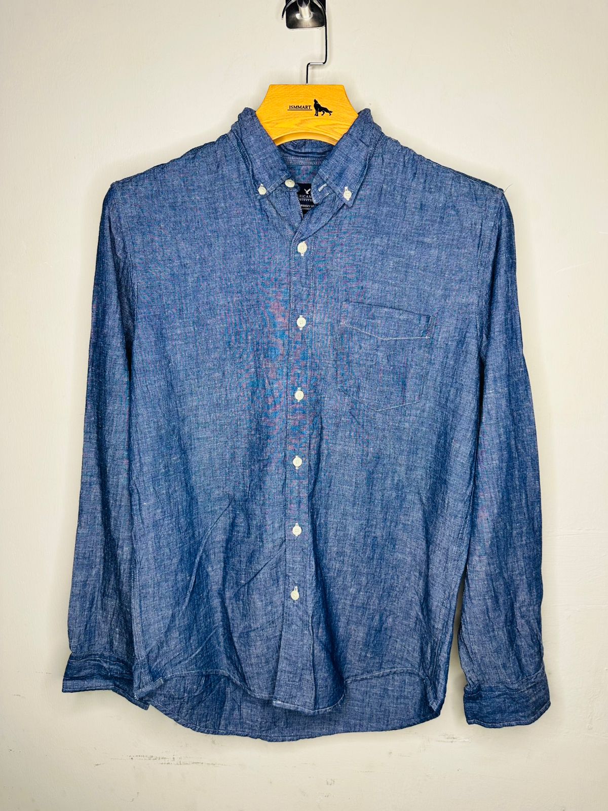 Men’s casual denim shirt