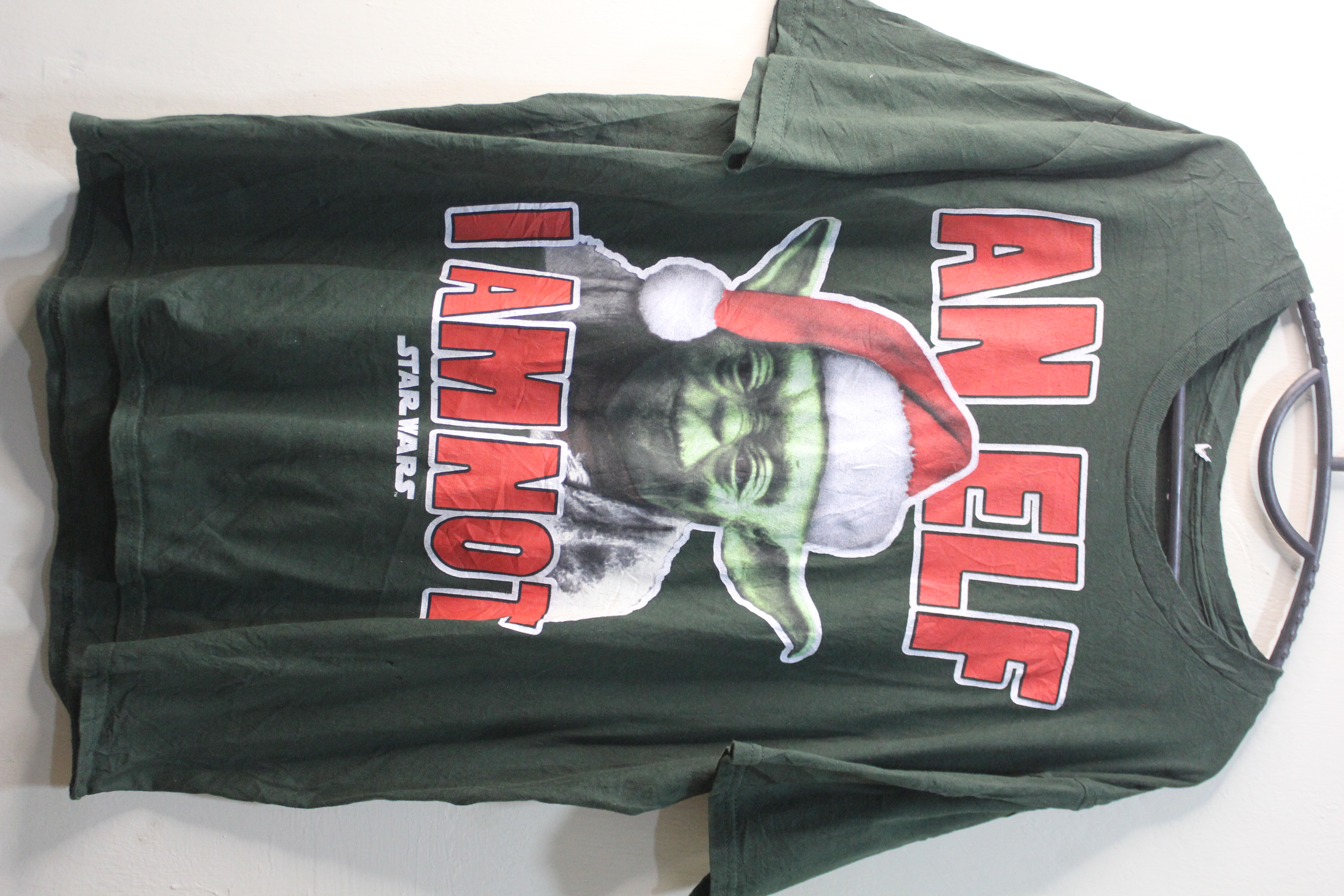 Star Wars Yoda Christmas T-shirt