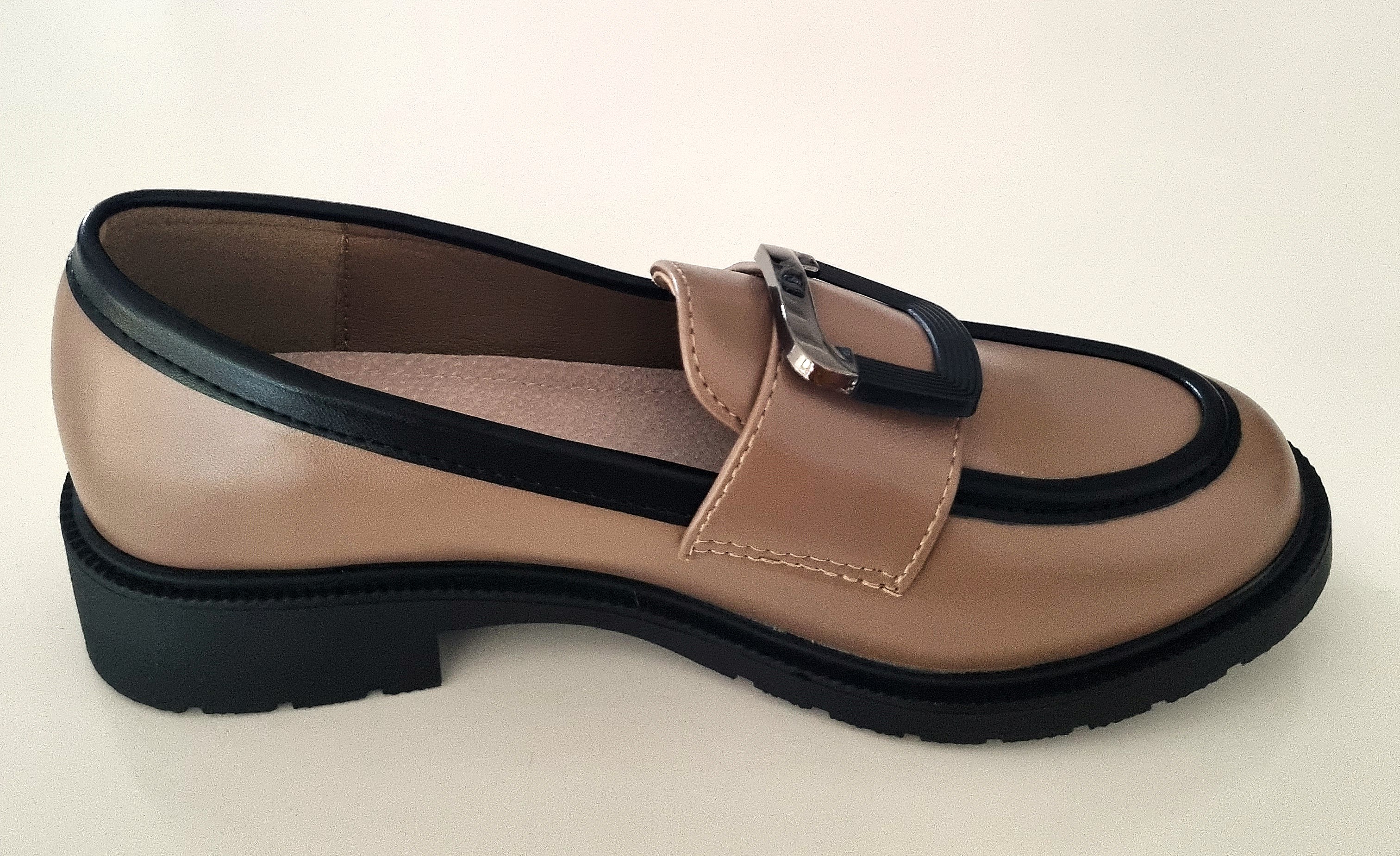 Moteriški eko odos loaferiai