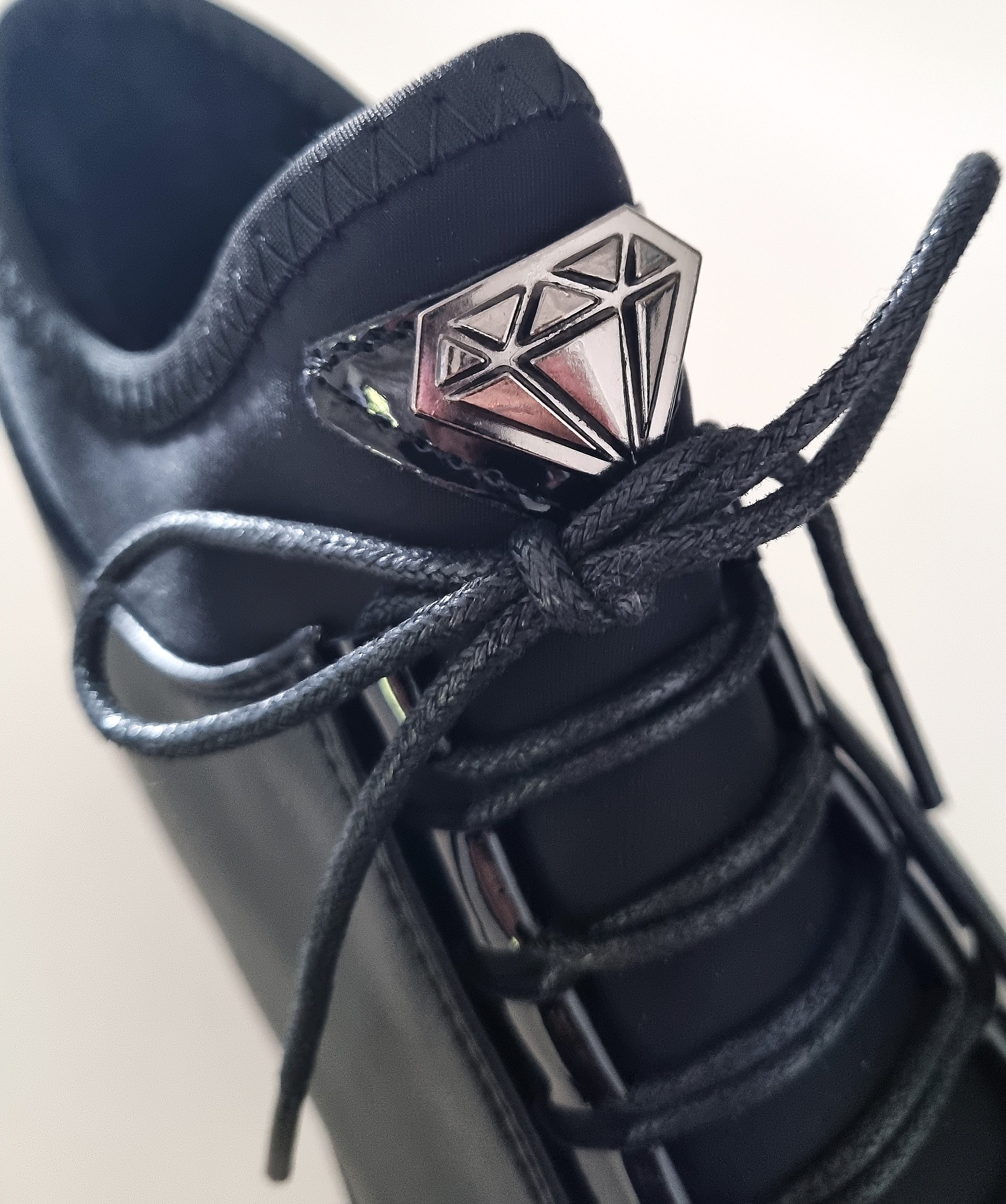 Moteriški aulinukai