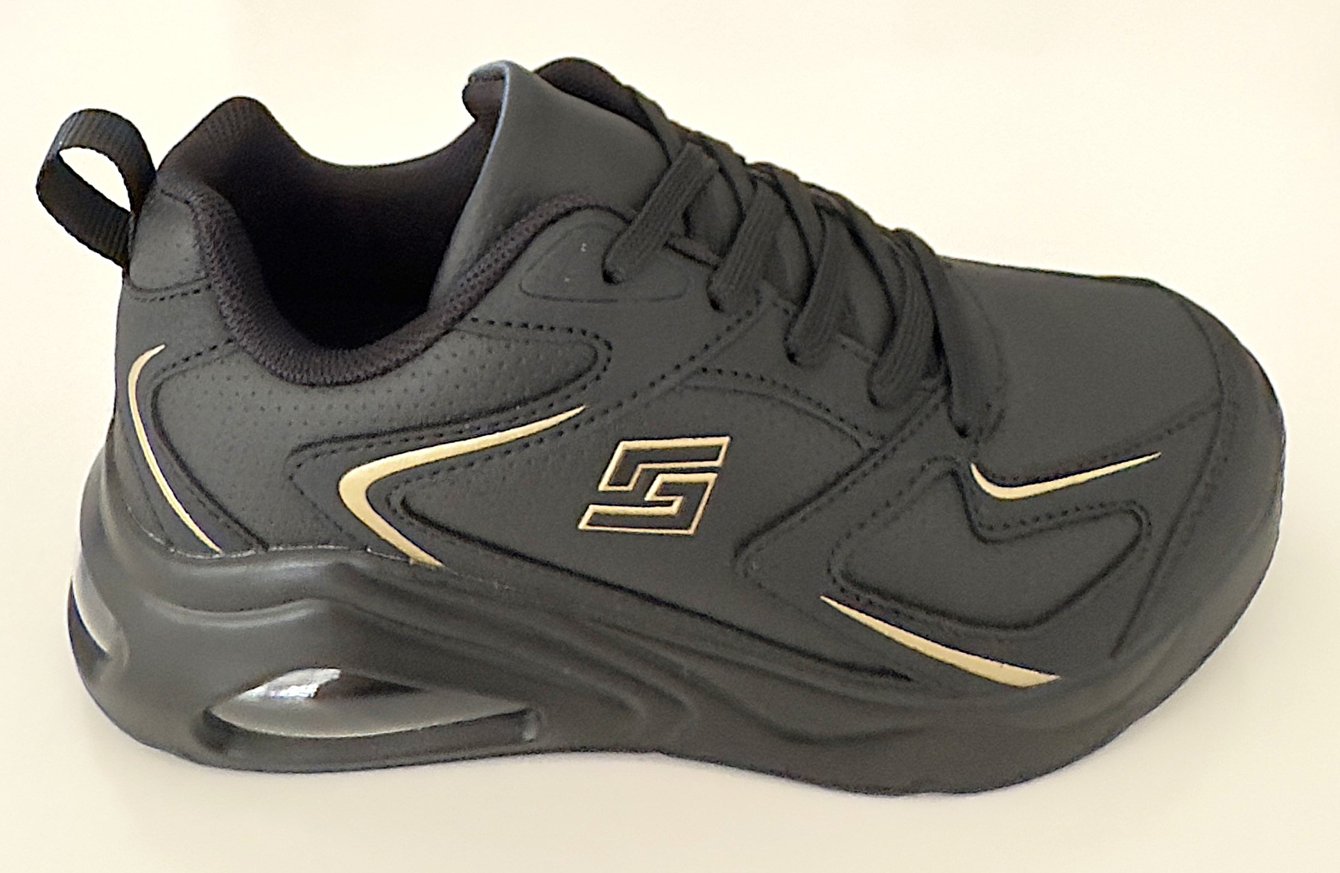 Kedai moterims, juodi