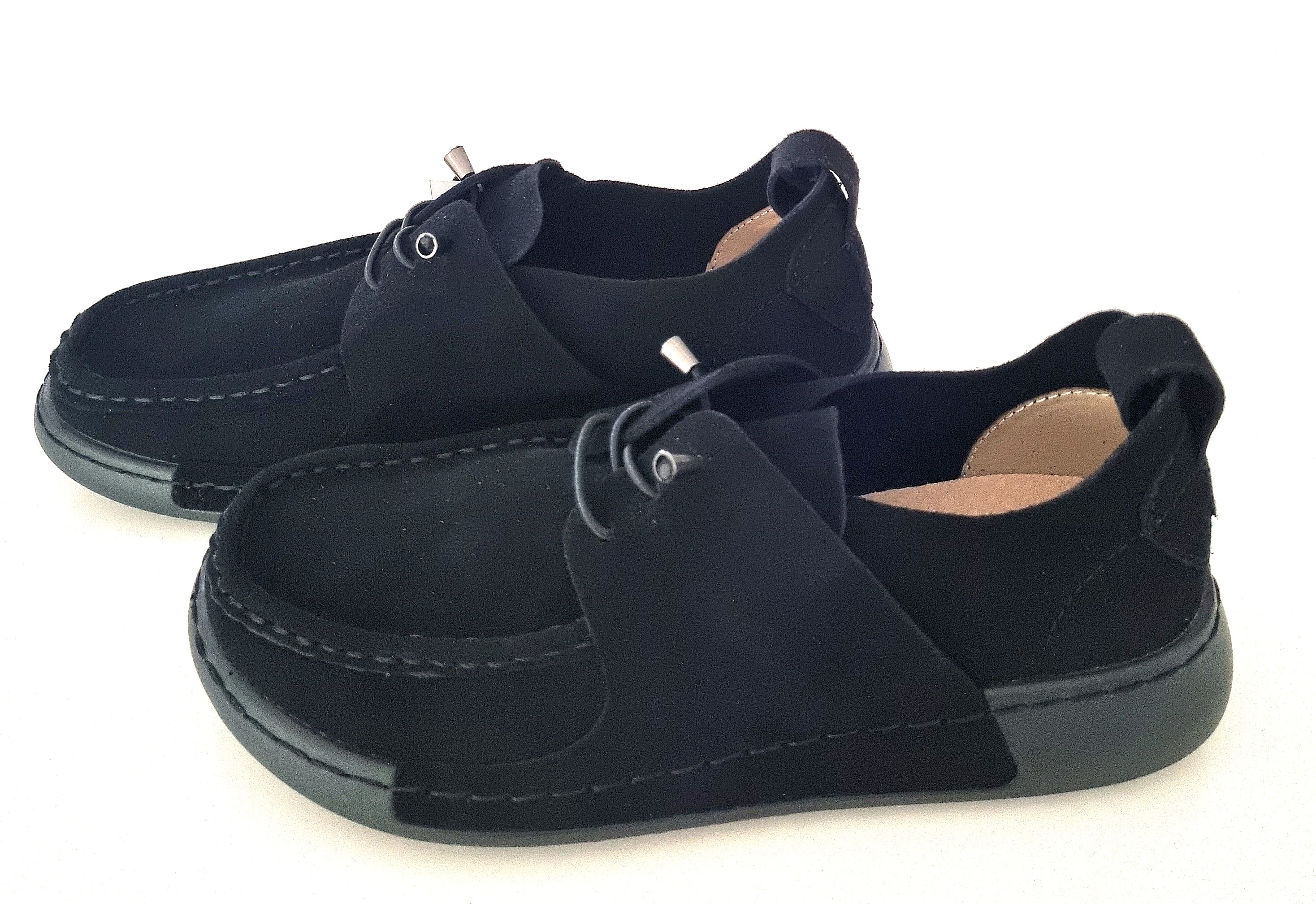 Moteriški juodi batai