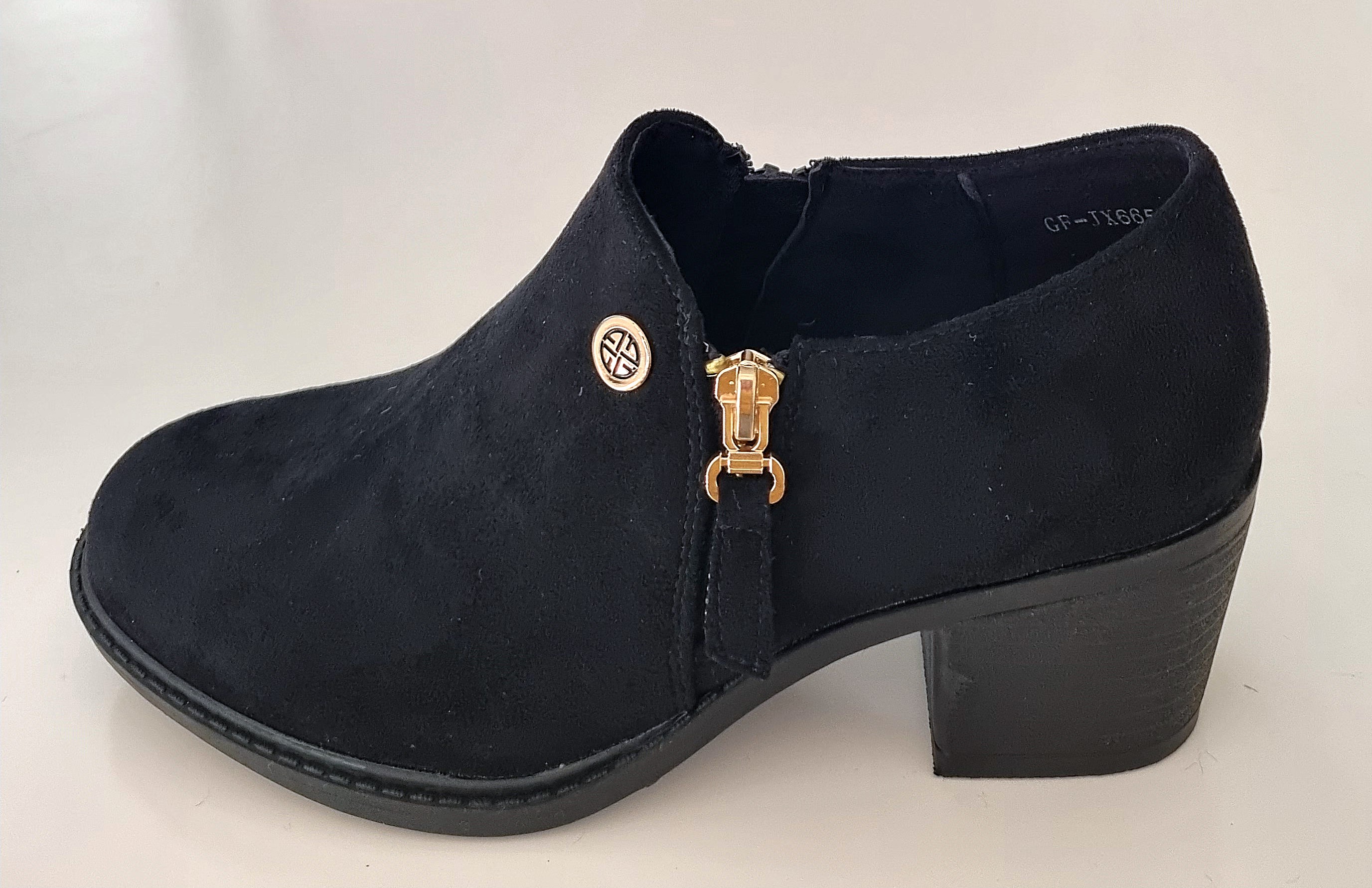 Moteriški bateliai su užtrauktuku