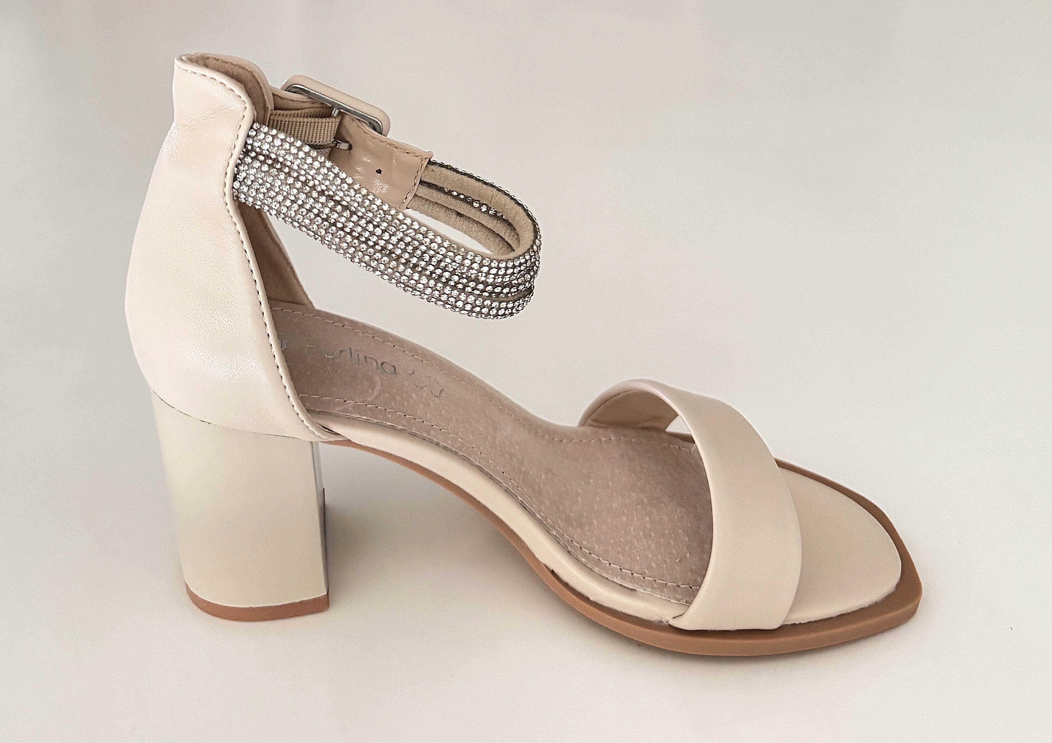 Basutės moterims Purlina,  kreminės spalvos