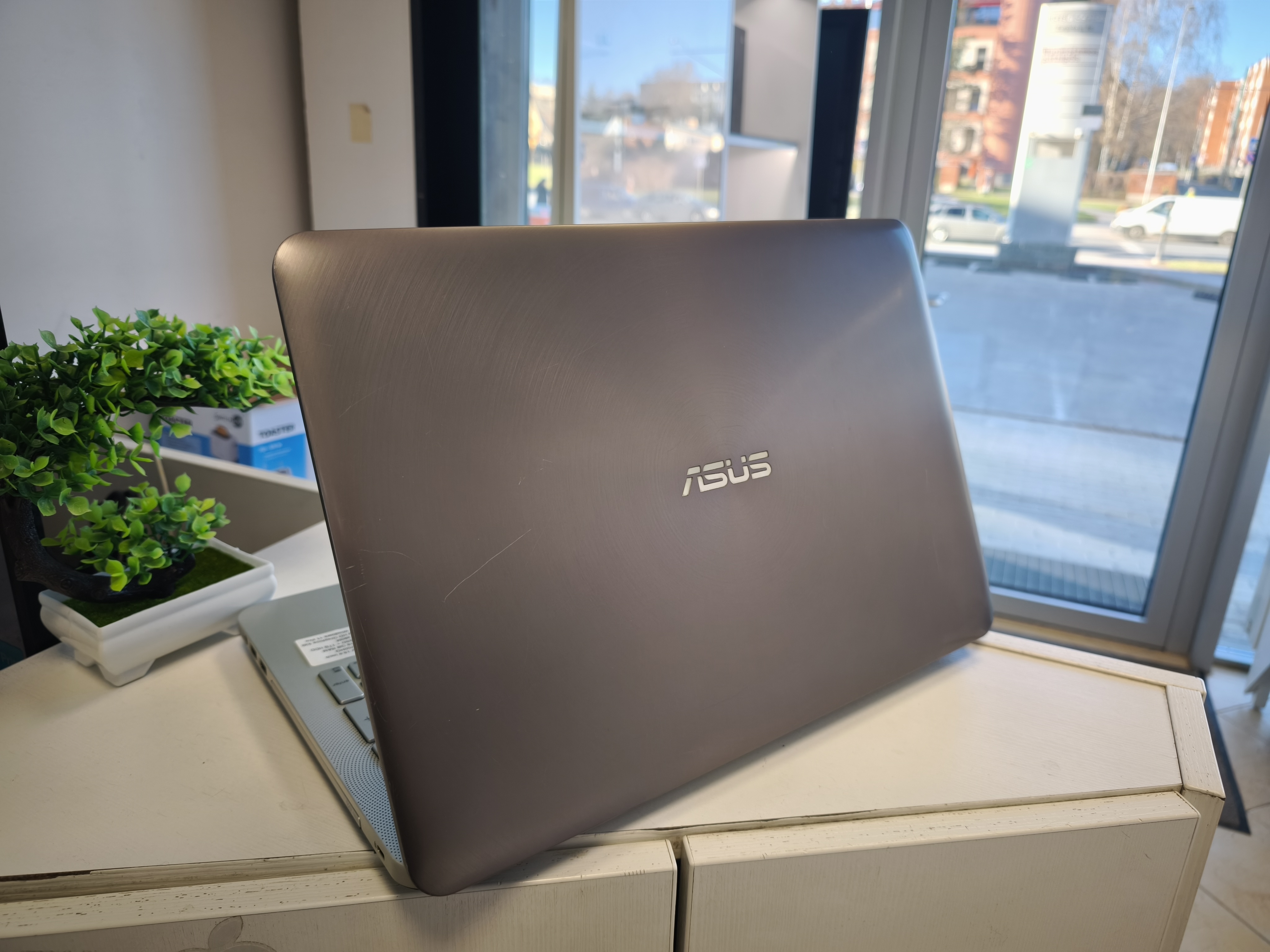 Asus Vivobook 16gb / 256gb + 1tb / Gtx960m žaidimų kompiuteris