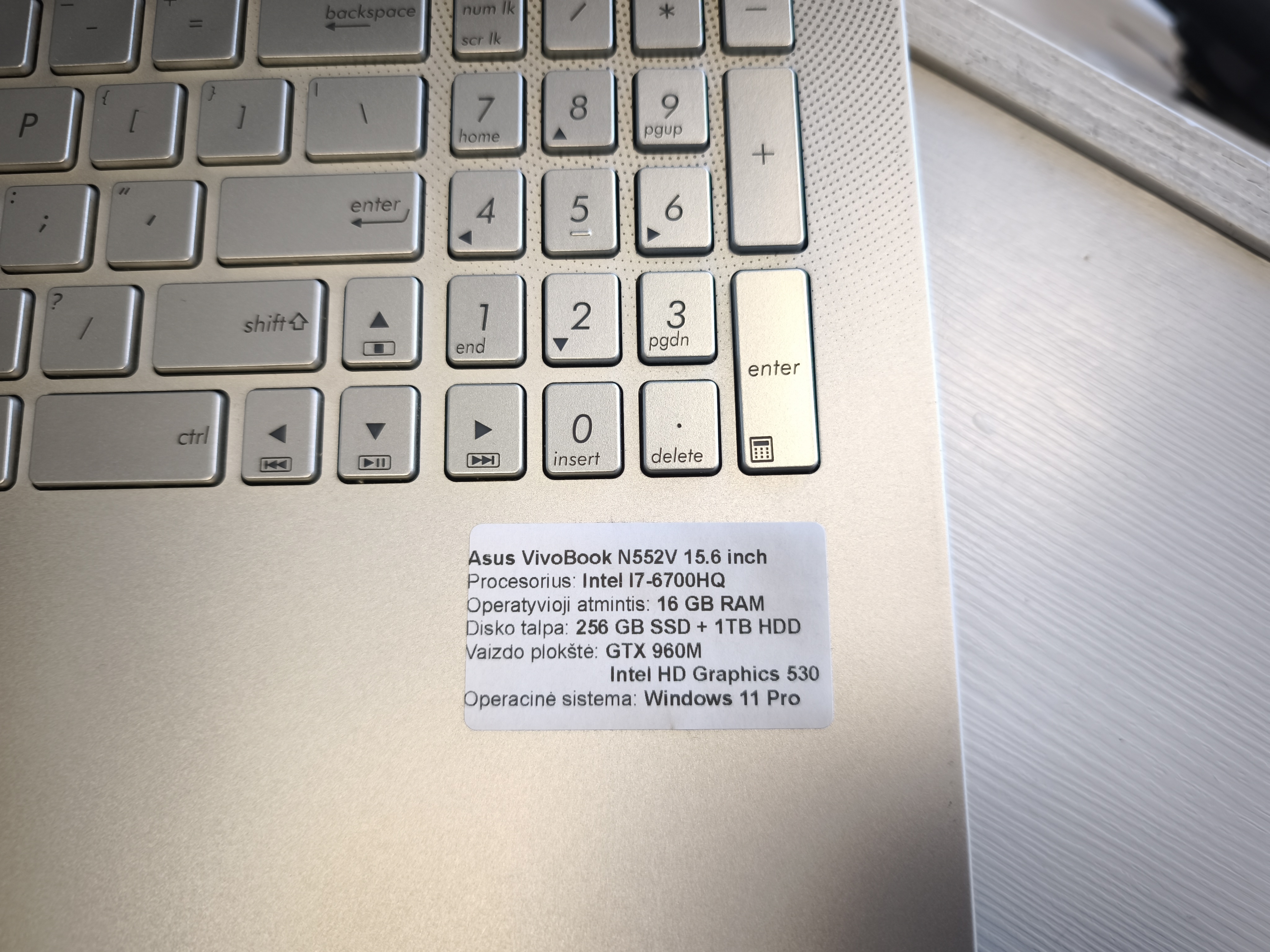 Asus Vivobook 16gb / 256gb + 1tb / Gtx960m žaidimų kompiuteris