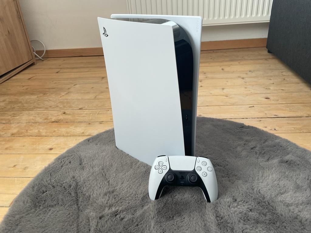 PlayStation 5 žaidimų konsolė