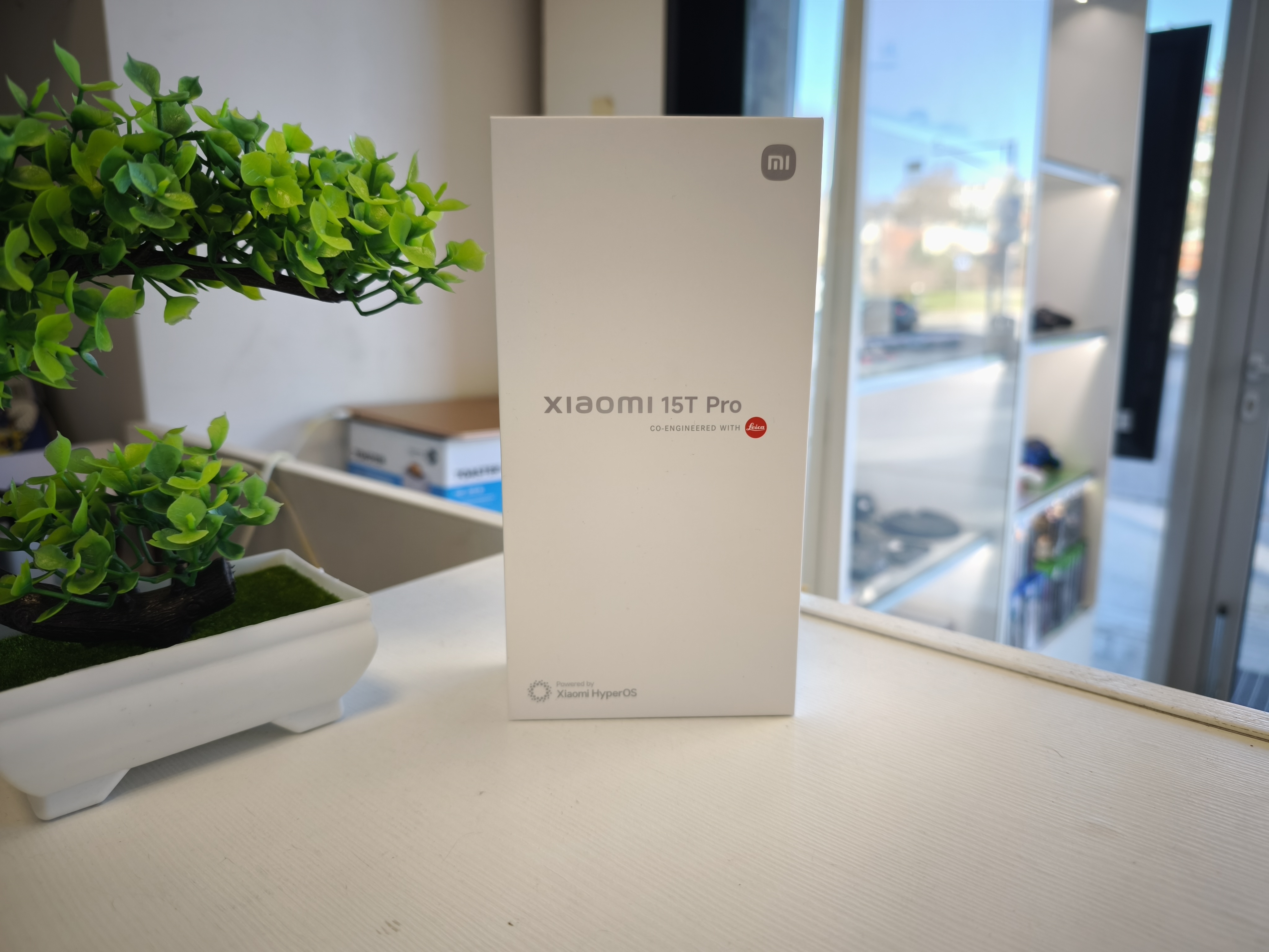 Naujas Xiaomi 15t Pro 12 / 512 GB su Garantija