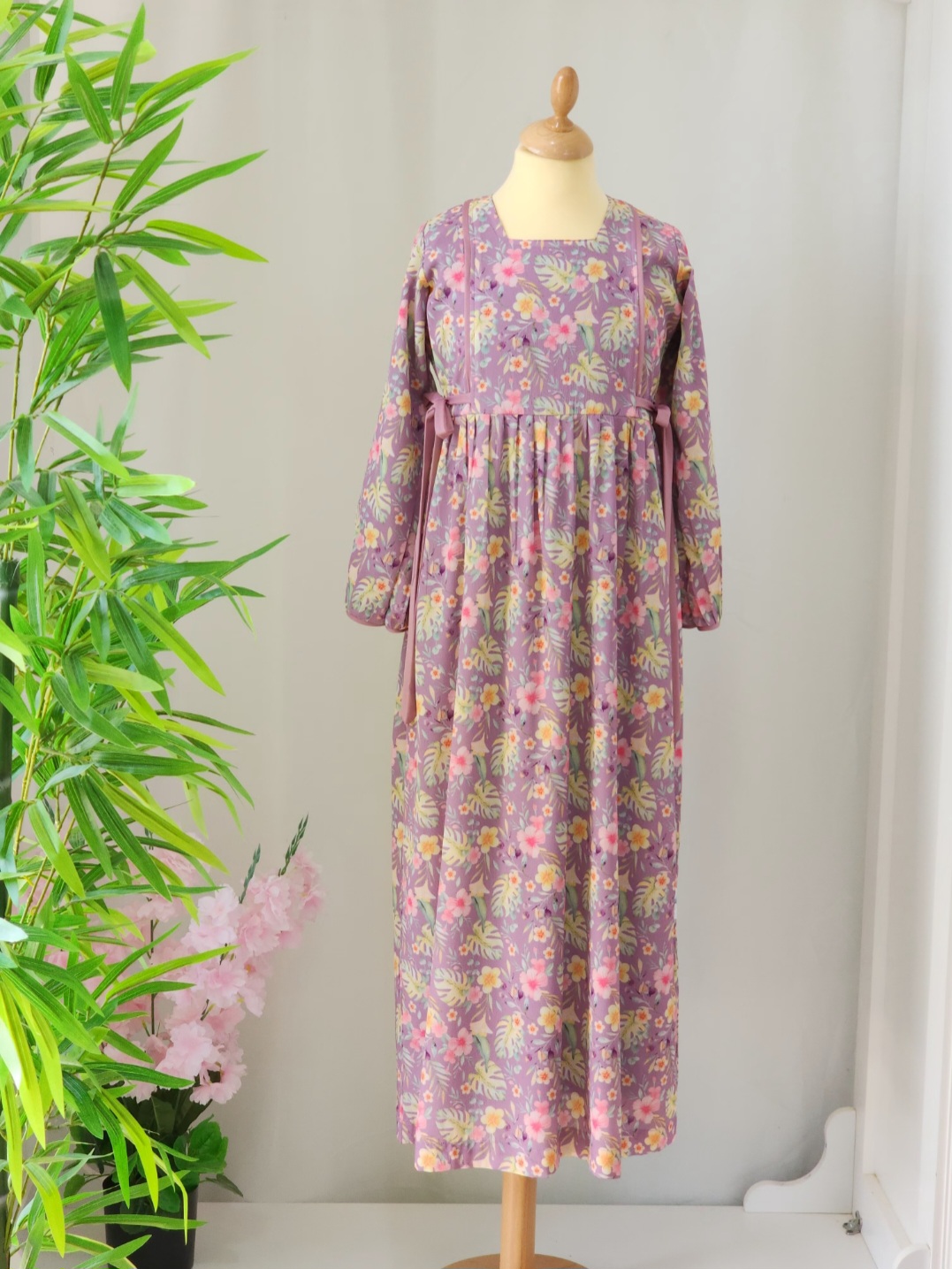 جلابية سندريلا البنفسجية