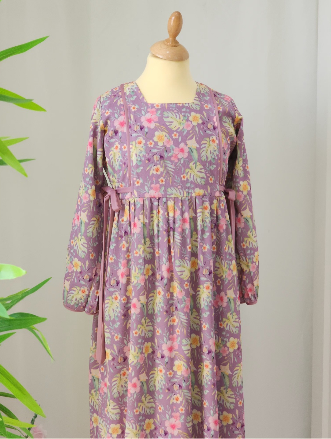 جلابية سندريلا البنفسجية