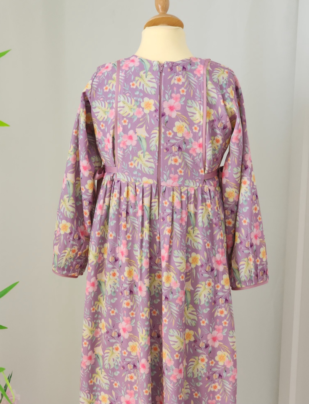 جلابية سندريلا البنفسجية