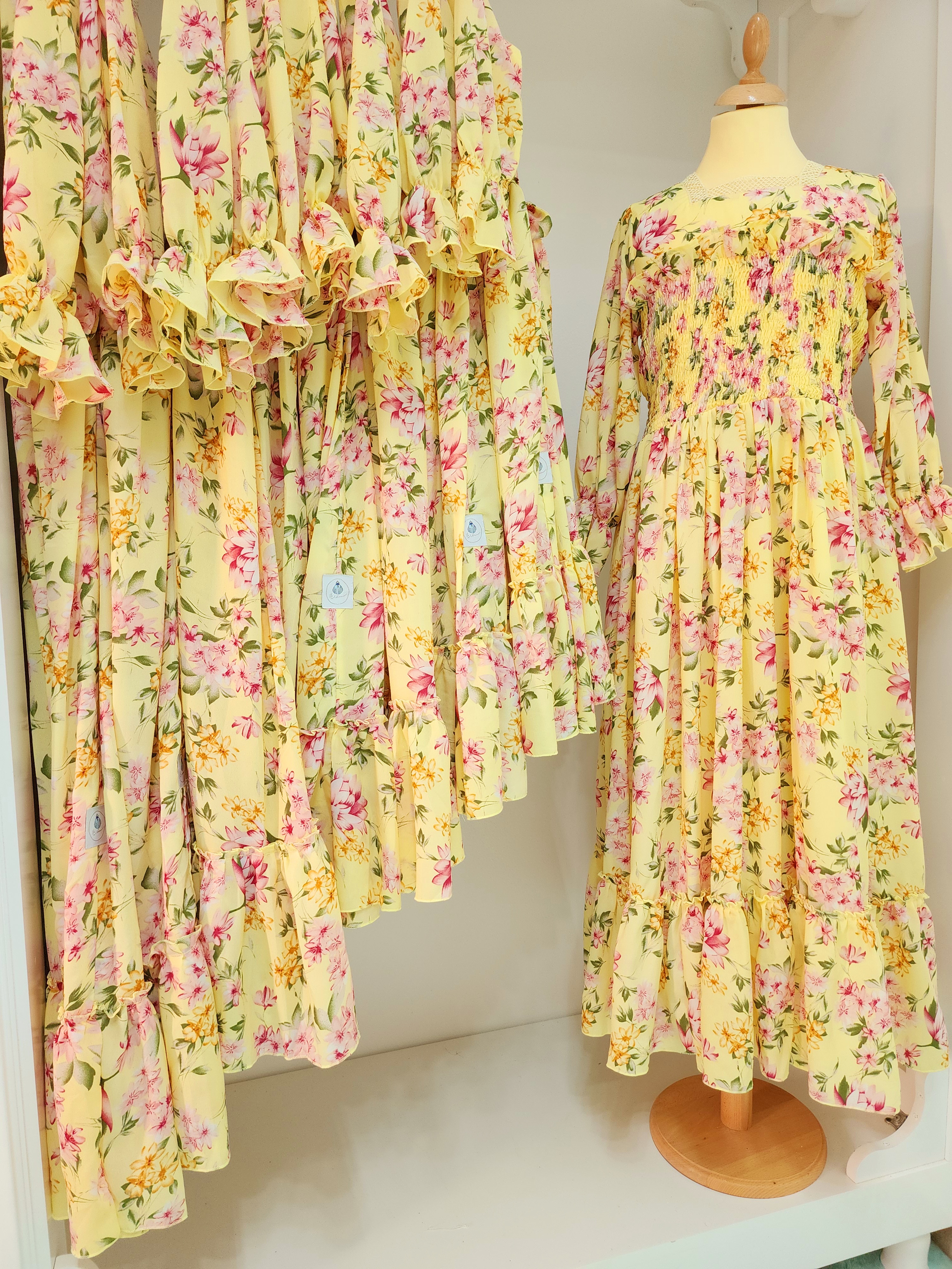 جلابية بقصة لاستك مميزة