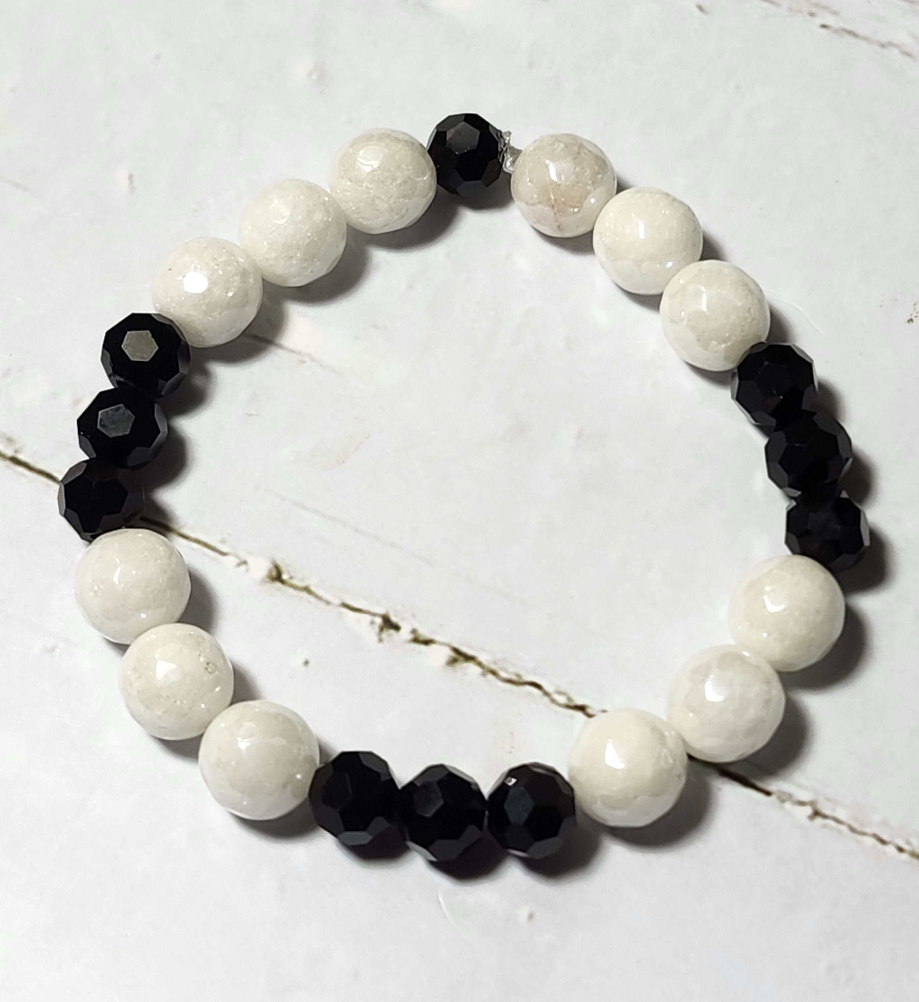 "Grace" Black and White Beaded Bracelet