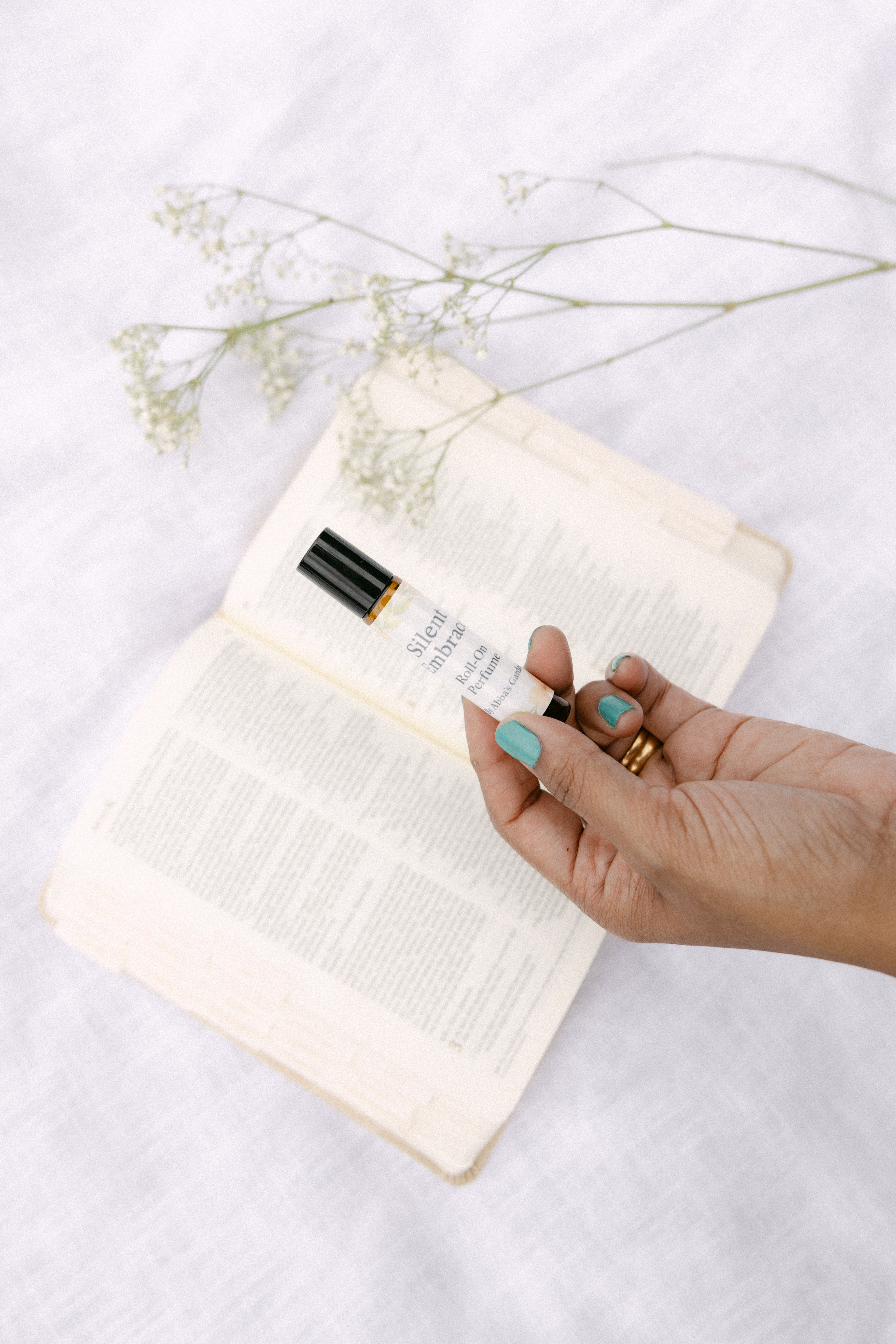 Silent Embrace β Roll-On Perfume