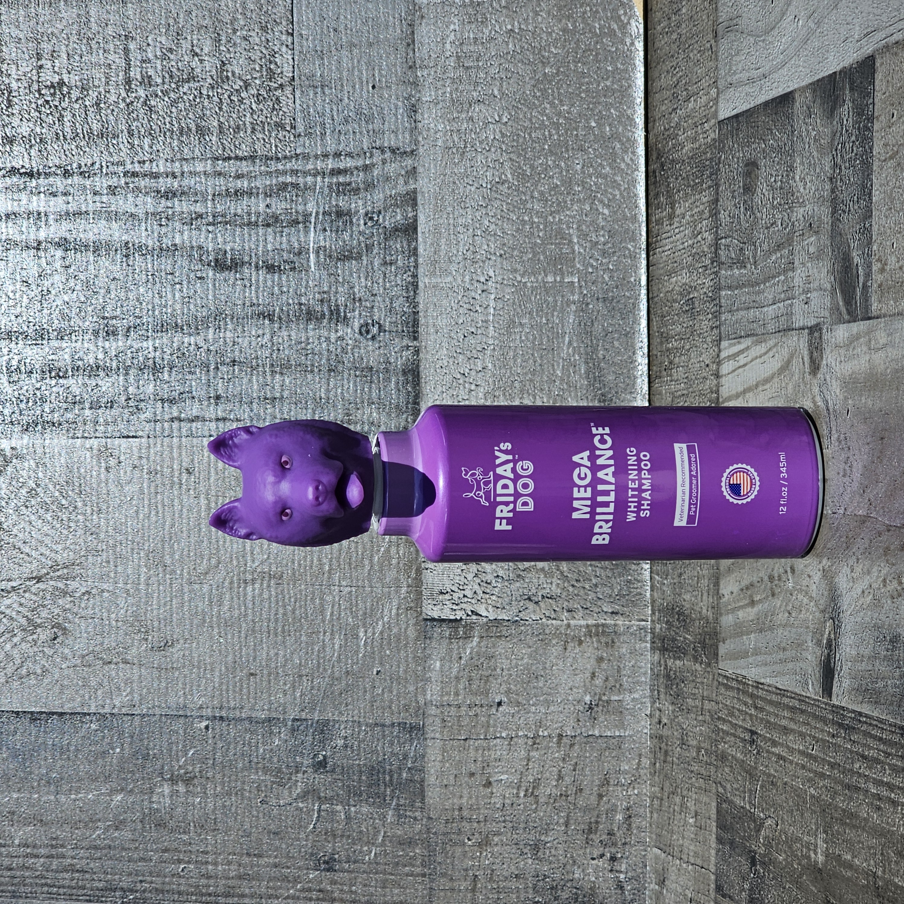 FRIDAY'S DOG MEGA BRILLIANCE WHITENING & BRIGHTENING DOG SHAMPOO