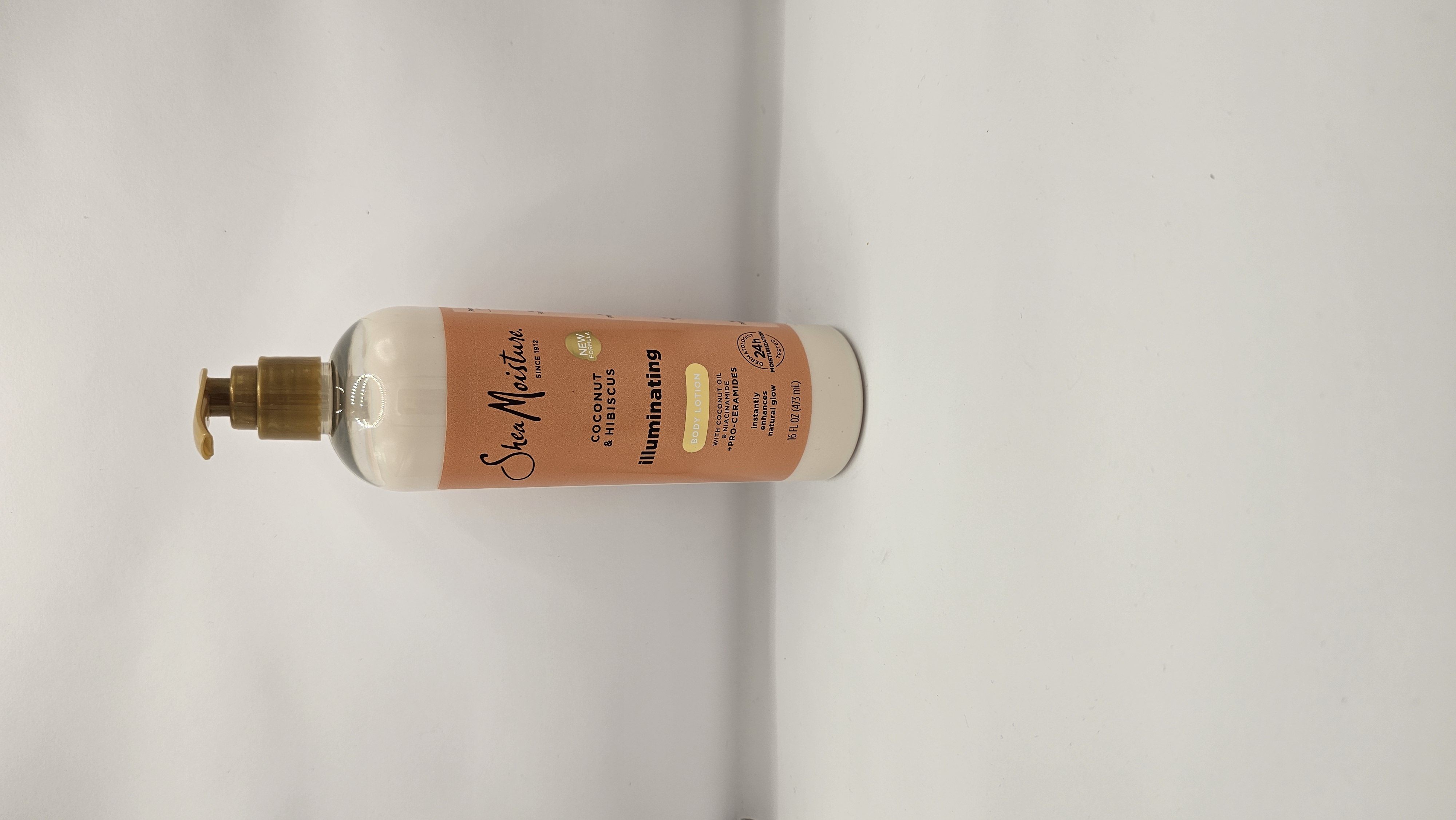 SHEAMOISTURE ILLUMINATING BODY LOTION COCONUT & HIBISCUS