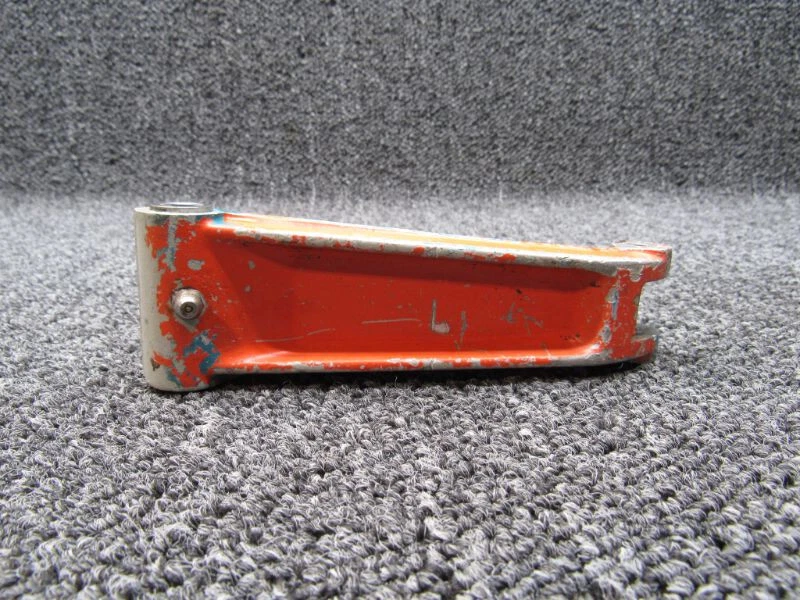 0543035-12 : 337 Nose Gear Torque Link Assembly Upper