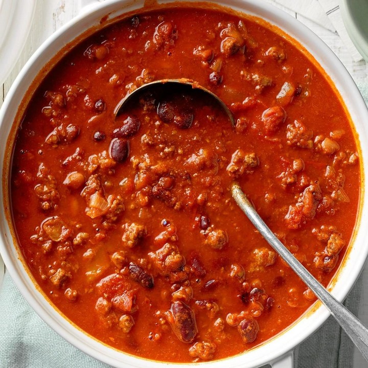 Hearty Homemade Beef Chili - Quick & Easy Recipe