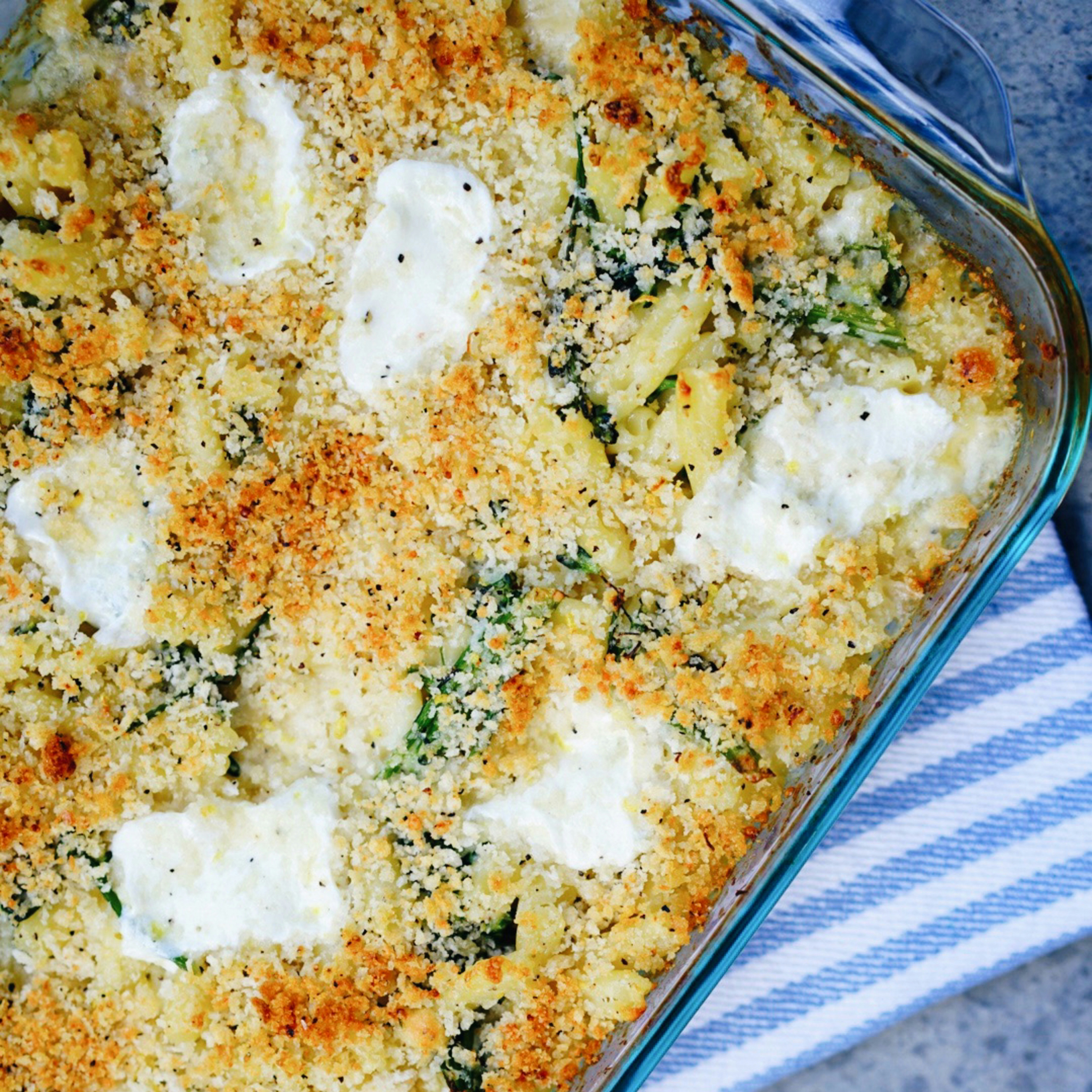Spicy Spinach & Artichoke Dip - Quick & Easy Recipe