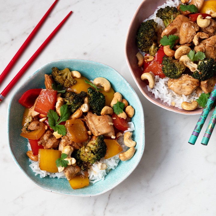 Cashew Chicken with Ginger - Quick & Easy Recipe