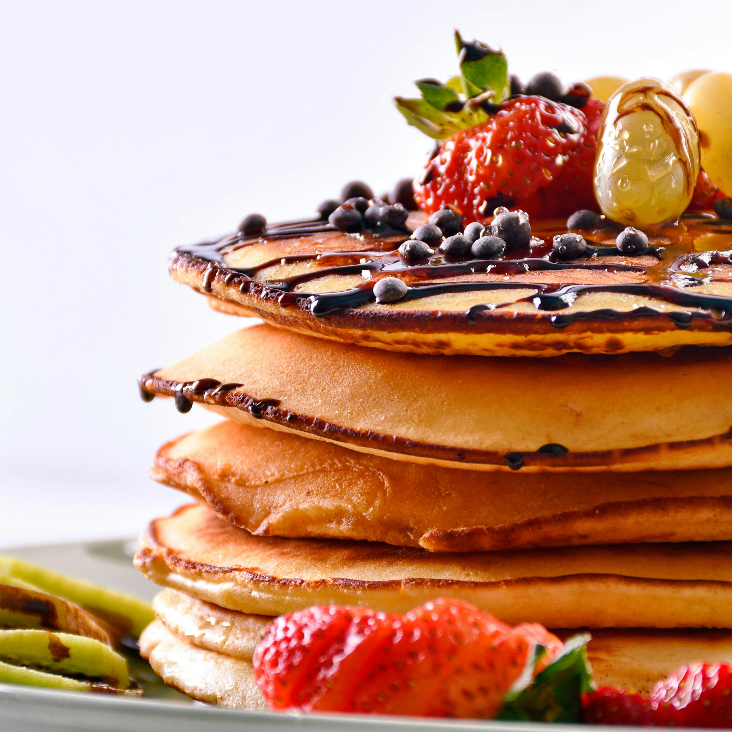 Chocolate Drizzled Pancakes - Quick & Easy Recipe