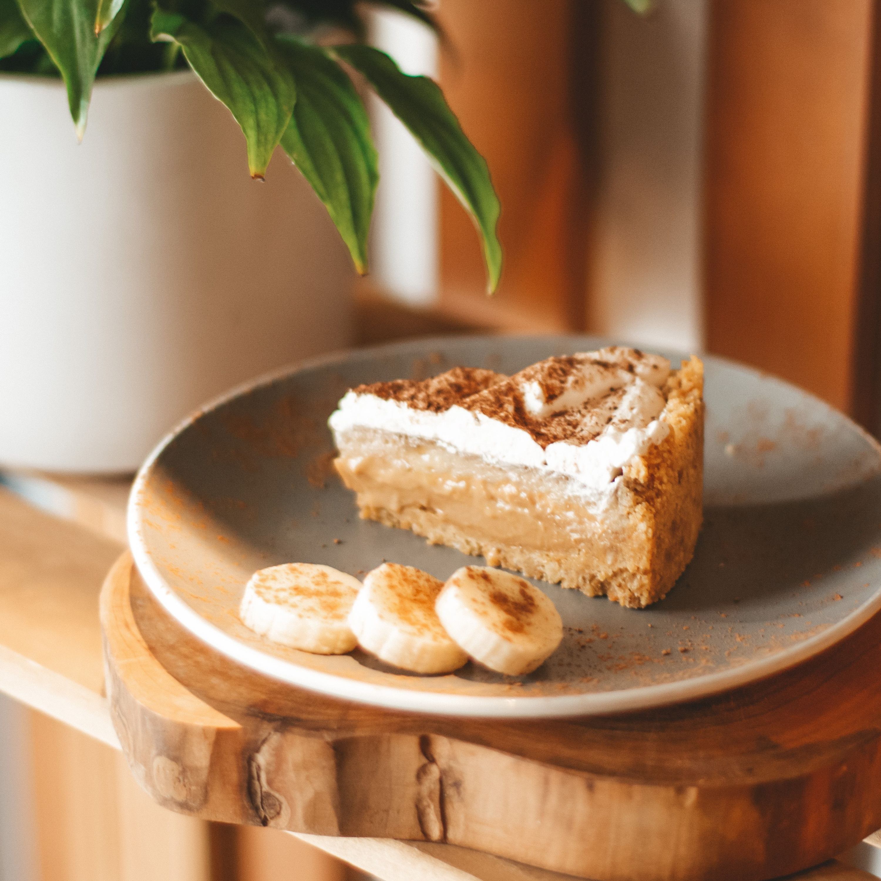 Banana Cream Pie - Quick & Easy Recipe