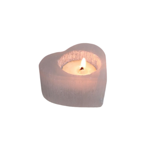 Portavelas de selenita en forma de corazón